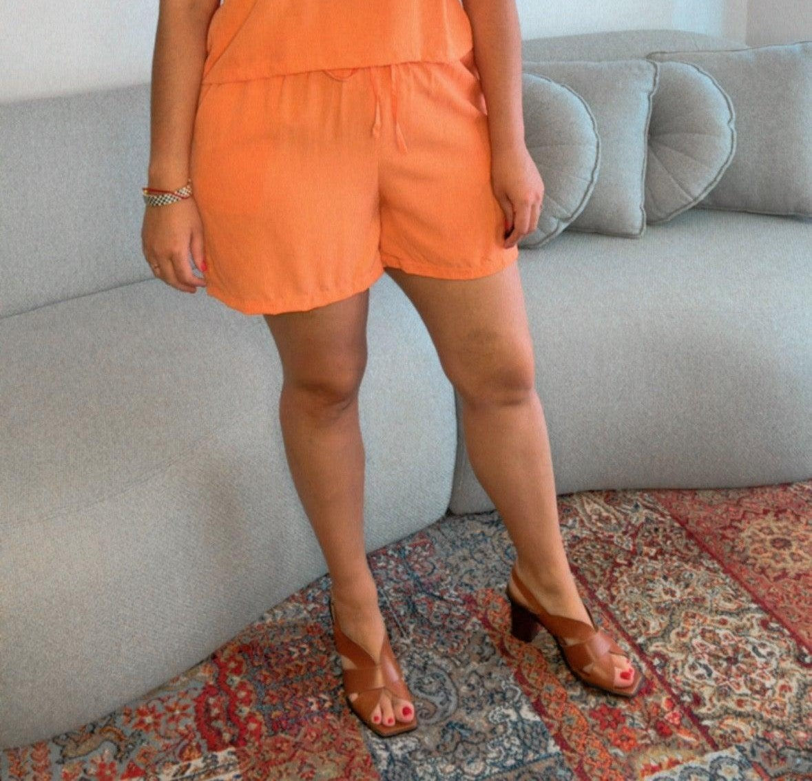 Short Tamy - Em Viscolinho com Bolsos Laterais - Bazar Online