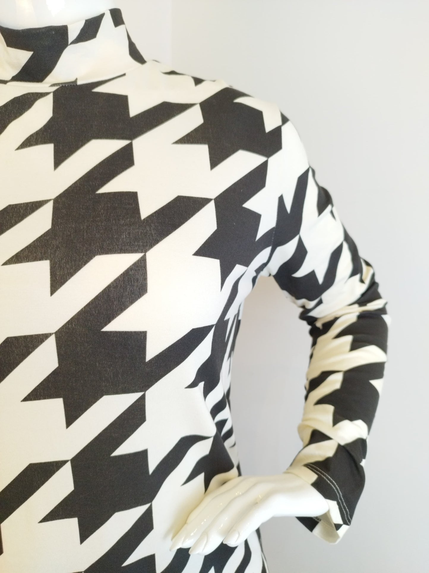 Blusa Donna - Manga longa com Golinha - Bazar Online