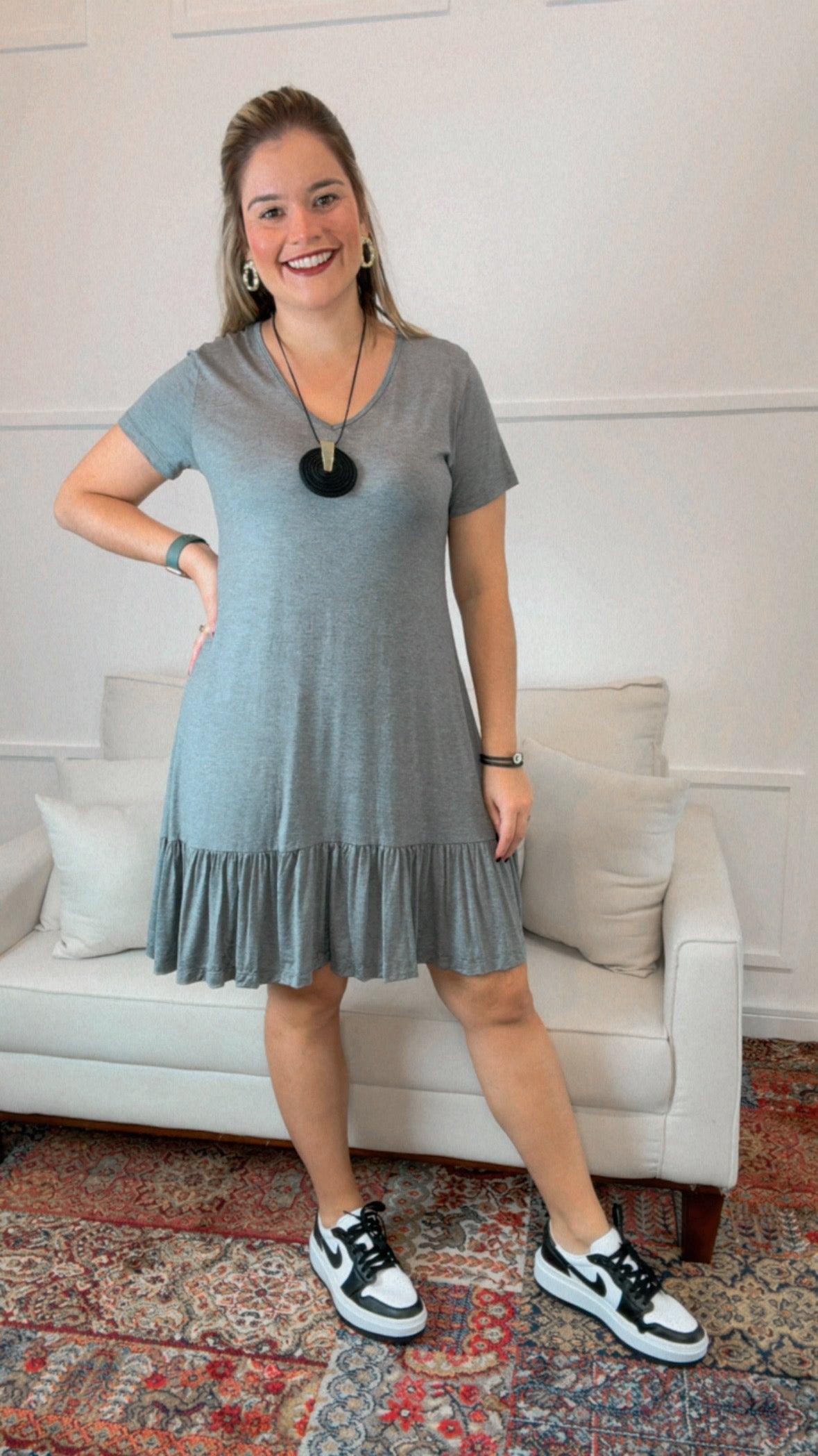 Vestido Verona - Babado Gola V e Manga Curta - Bazar Online