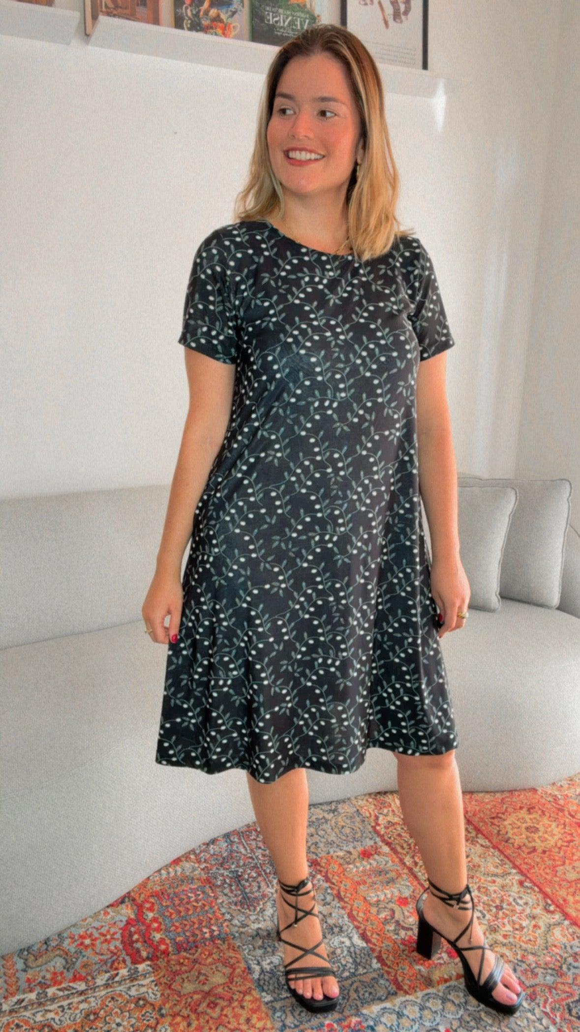 Vestido Sara - Malha Confort Midi com Manga - Bazar Online