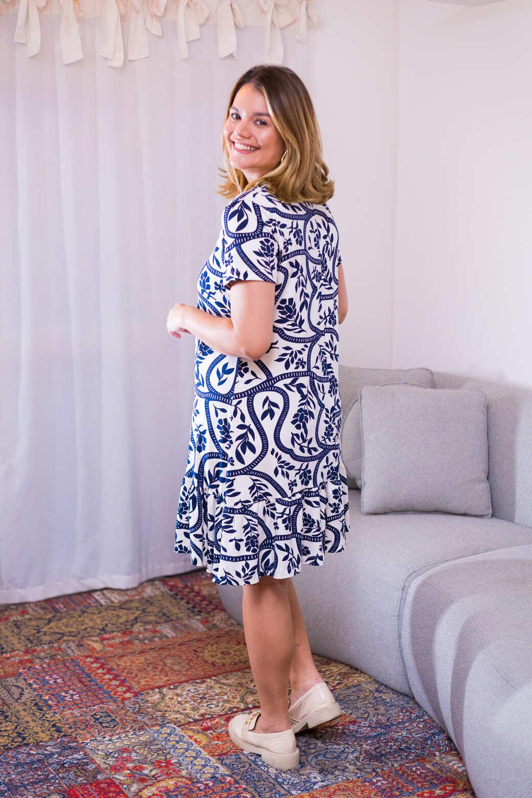 Vestido Verona - Babado Gola V e Manga Curta - Bazar Online