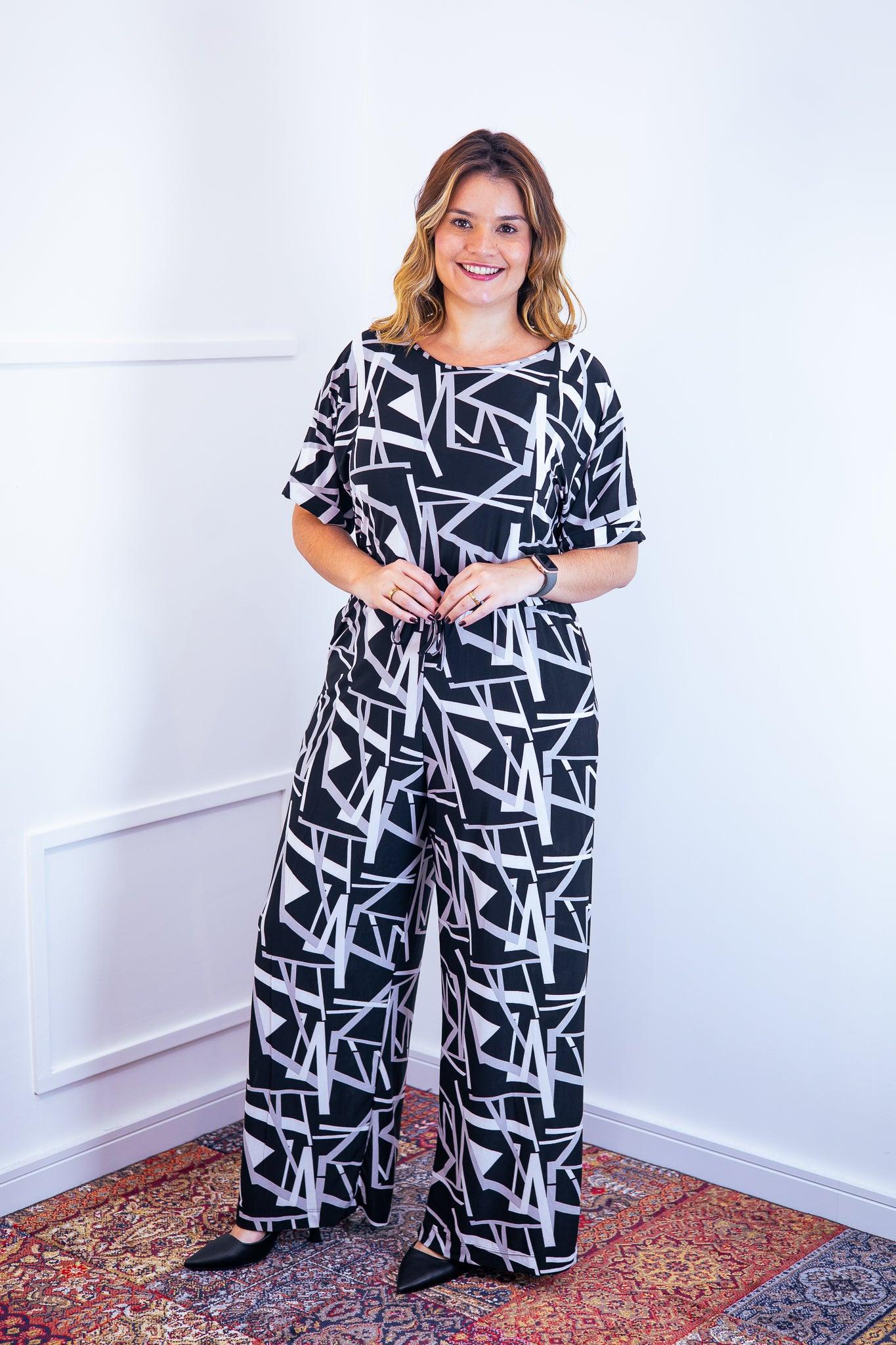 Macacão Isadora - Manga Japonesa com Calça Pantalona - Bazar Online