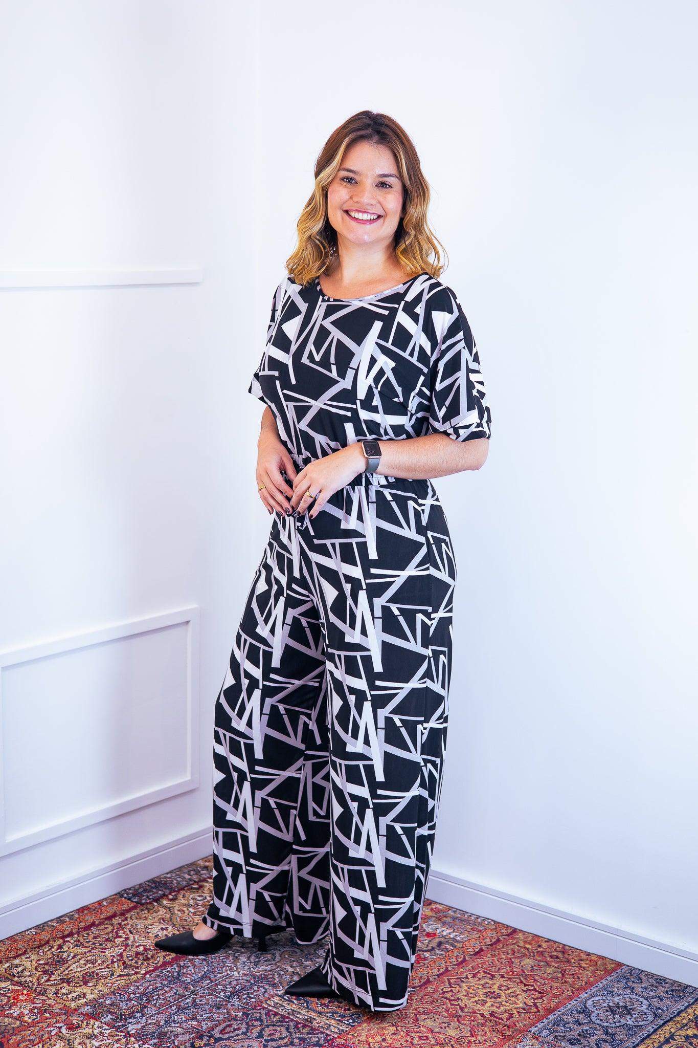 Macacão Isadora - Manga Japonesa com Calça Pantalona - Bazar Online