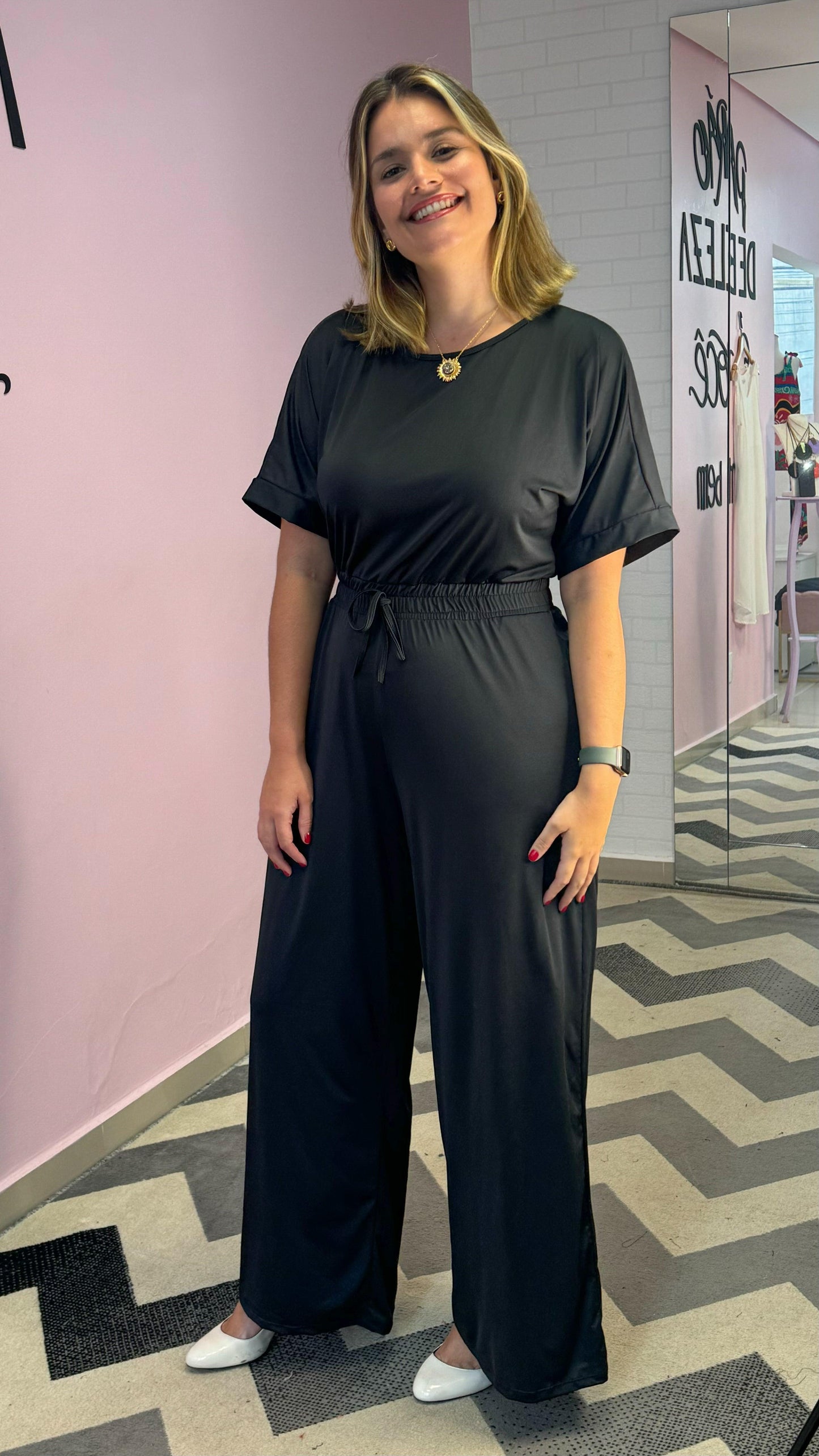 Macacão Isadora - Manga Japonesa com Calça Pantalona - Bazar Online