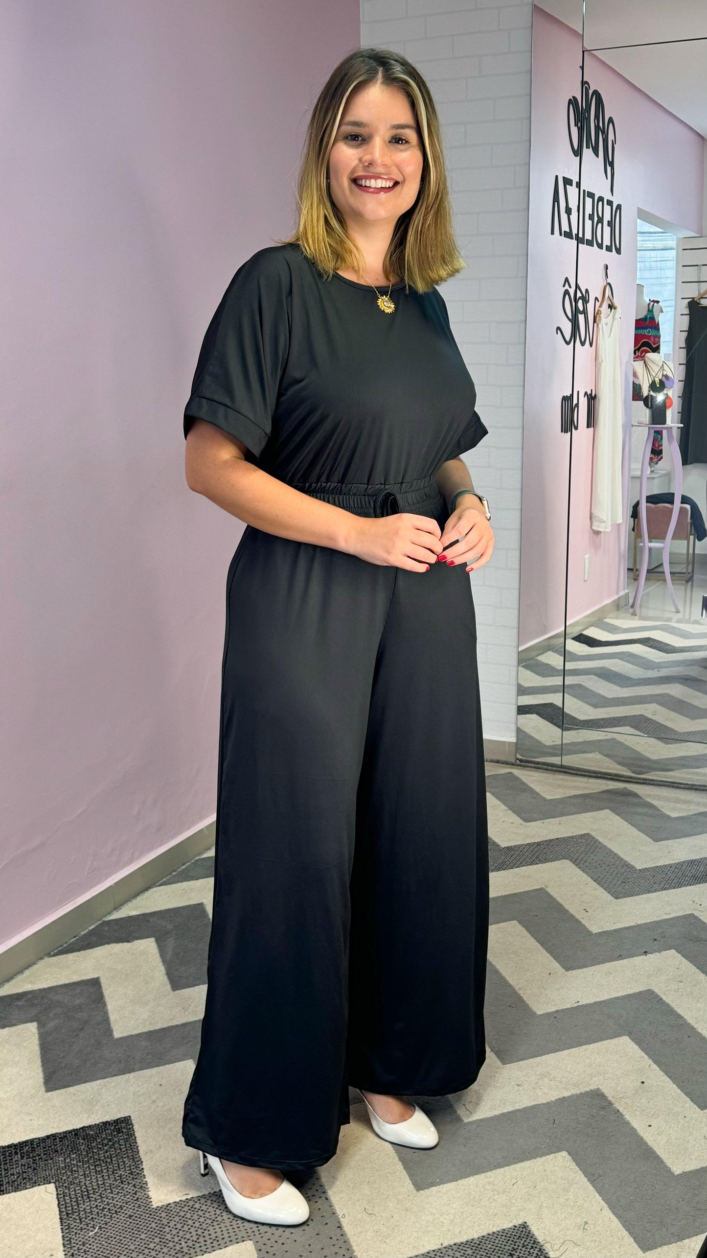 Macacão Isadora - Manga Japonesa com Calça Pantalona - Bazar Online