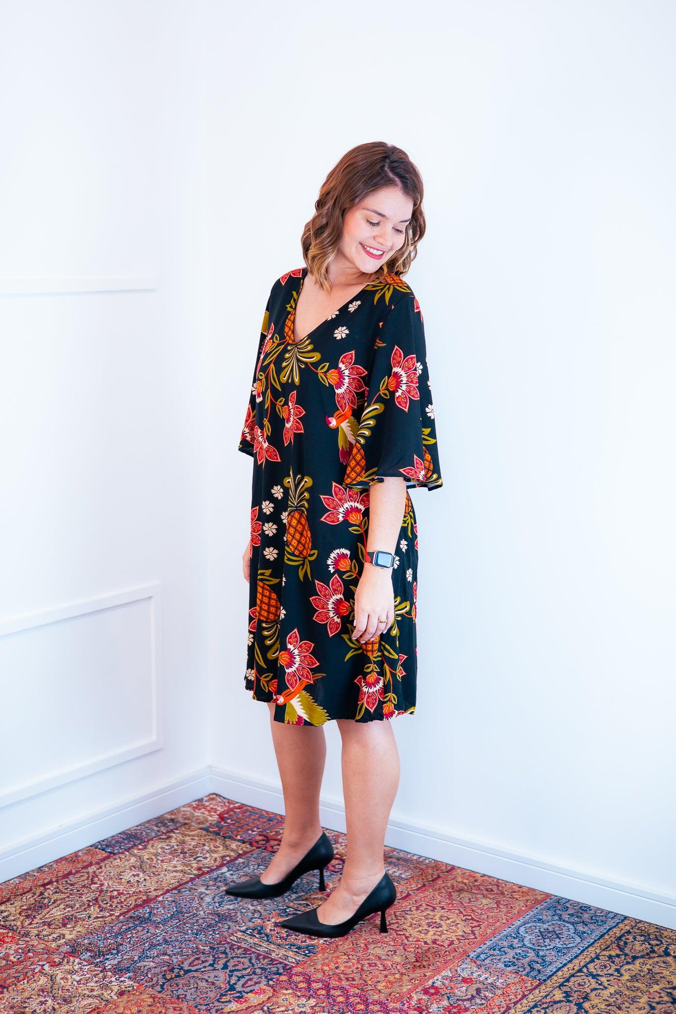 Vestido Sabrina - Decote V Manga Morcego em Viscolinho - Bazar Online