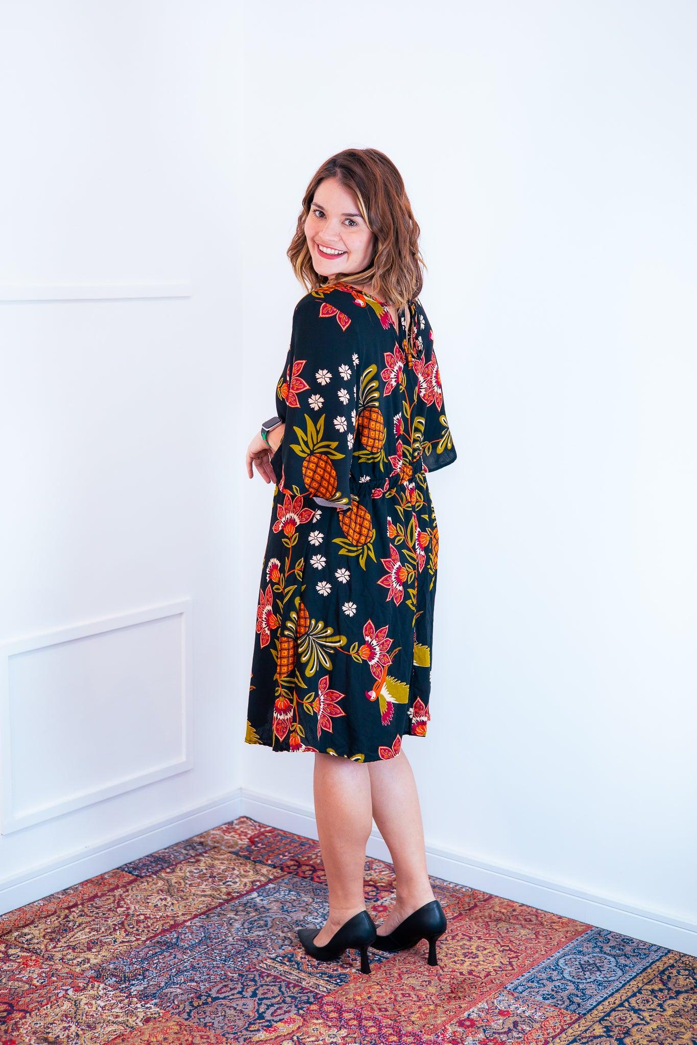 Vestido Sabrina - Decote V Manga Morcego em Viscolinho - Bazar Online