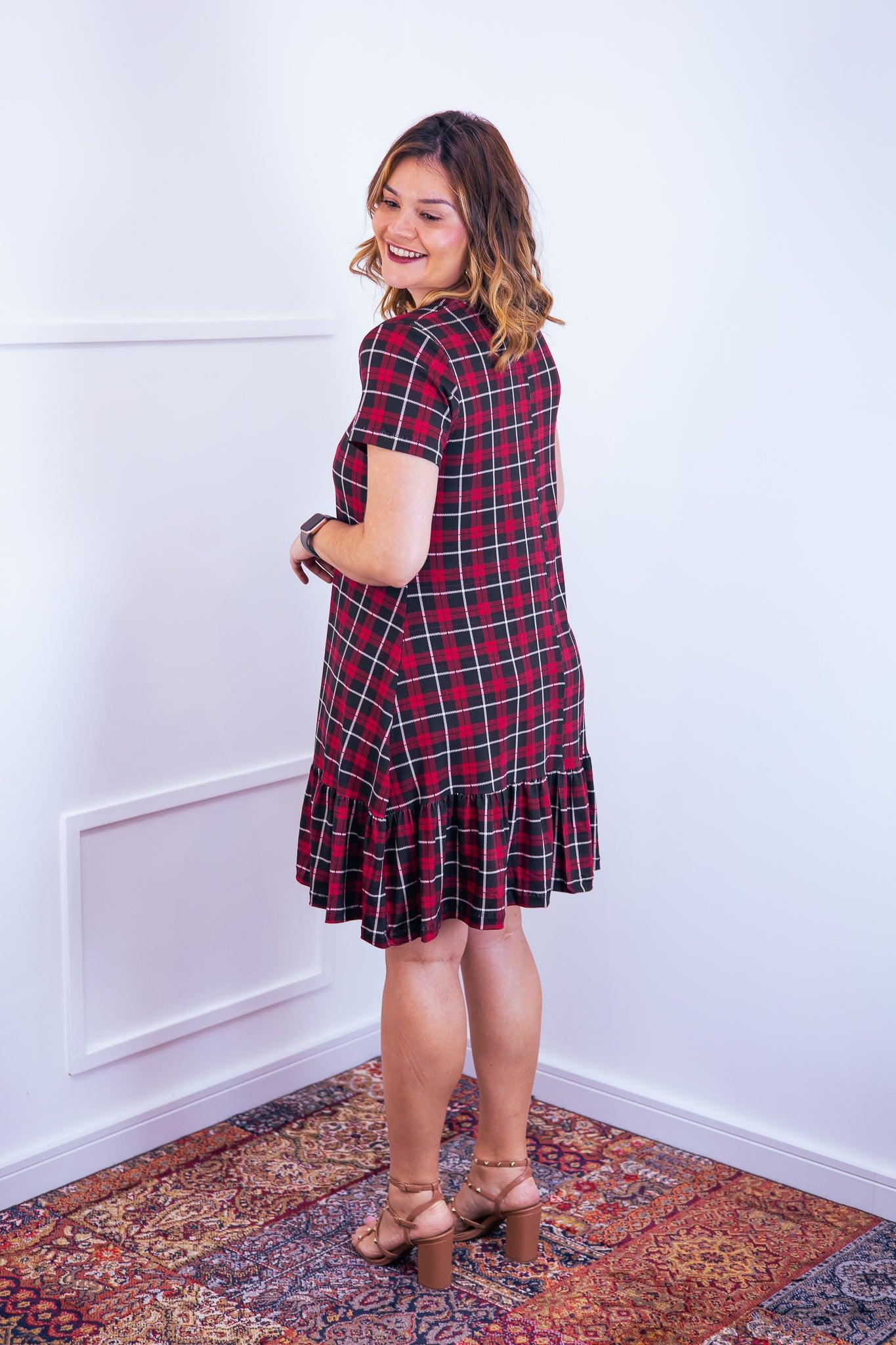 Vestido Verona - Babado Gola V e Manga Curta - Bazar Online