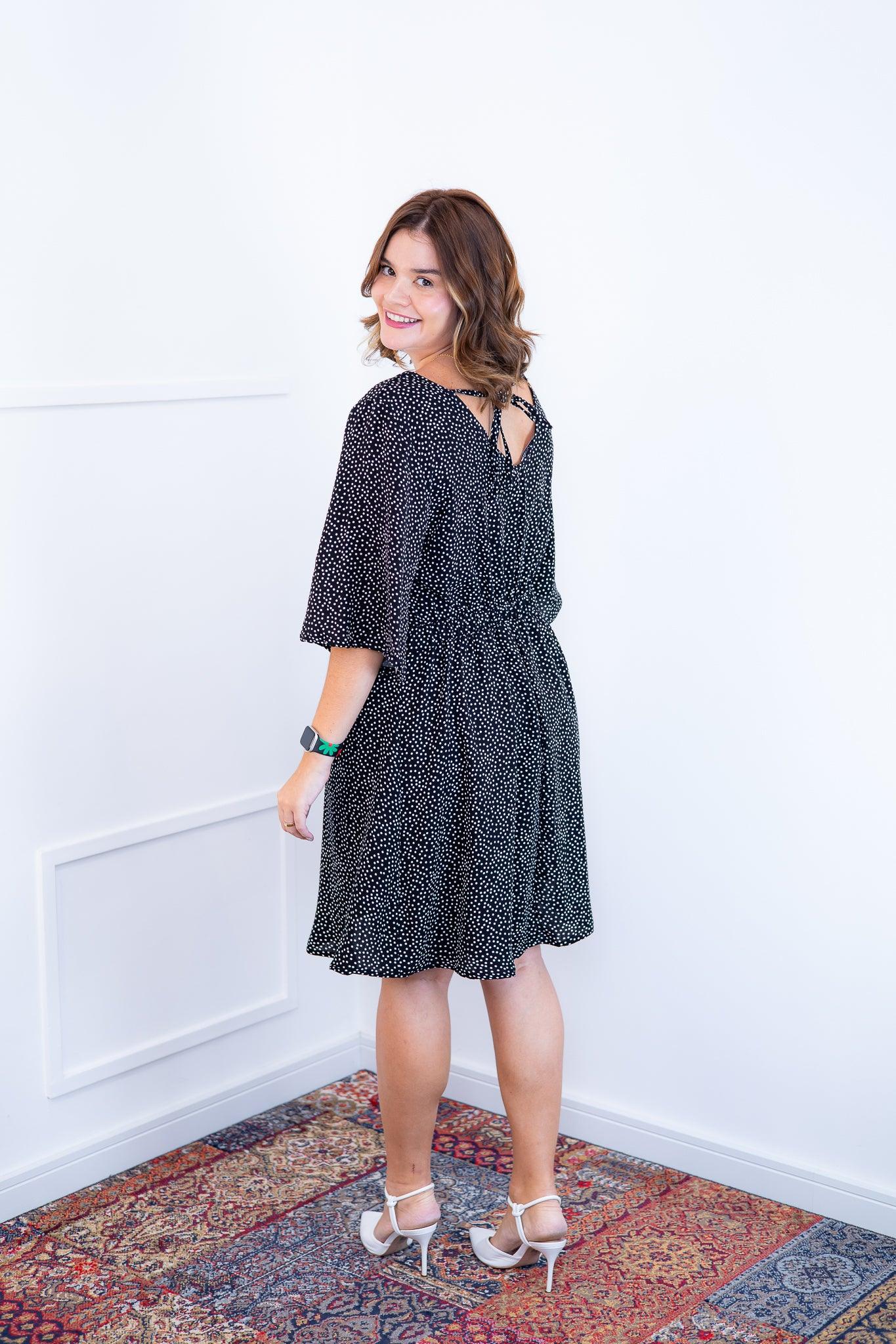 Vestido Sabrina - Decote V Manga Morcego em Viscolinho - Bazar Online