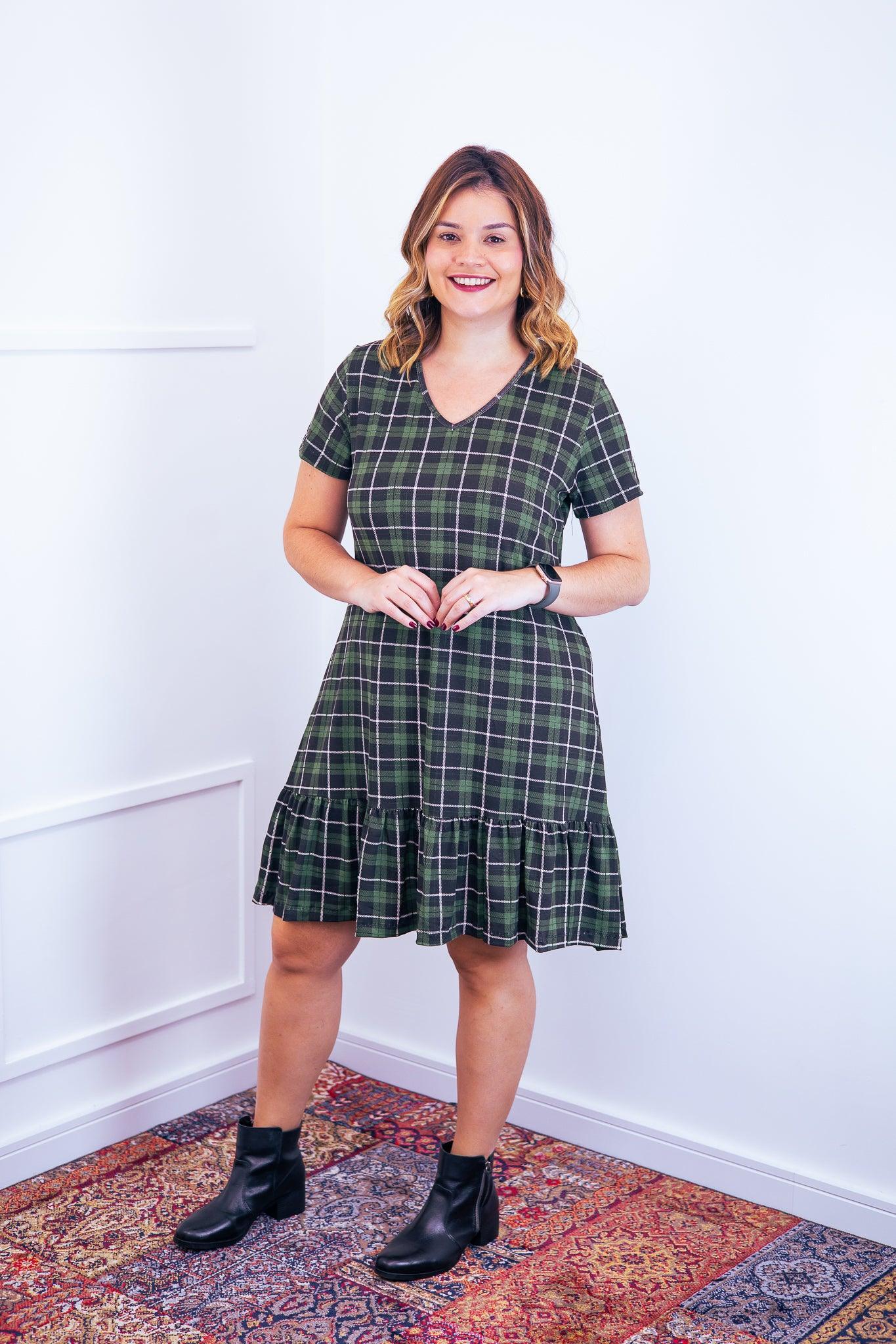 Vestido Verona - Babado Gola V e Manga Curta - Bazar Online