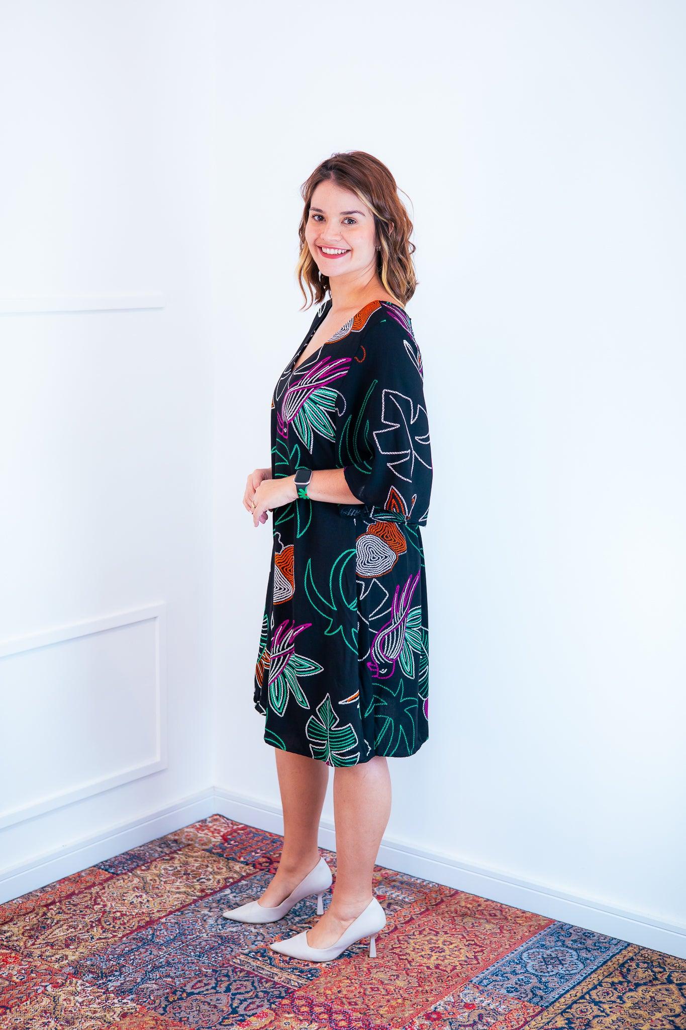 Vestido Sabrina - Decote V Manga Morcego em Viscolinho - Bazar Online