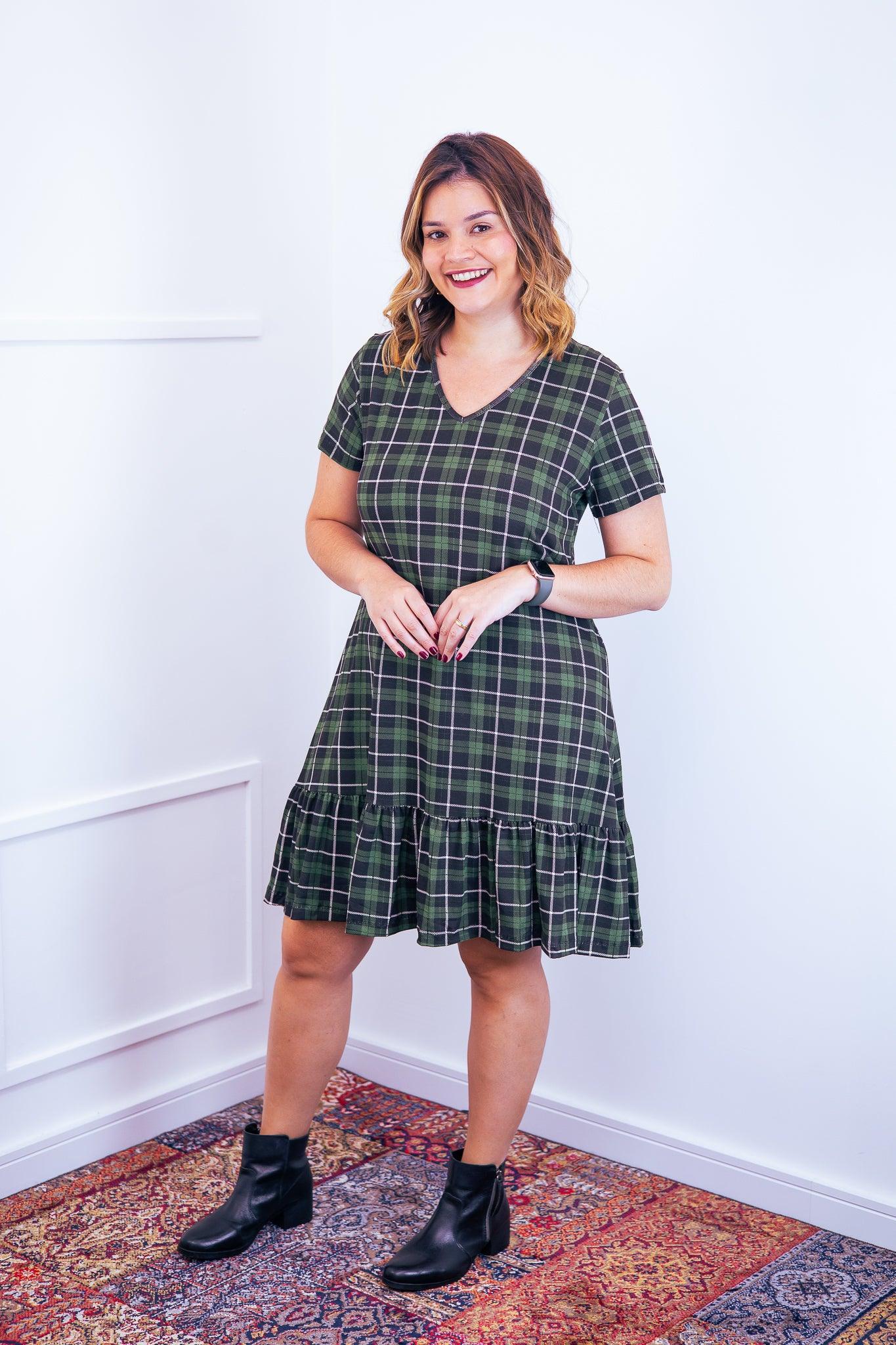 Vestido Verona - Babado Gola V e Manga Curta - Bazar Online