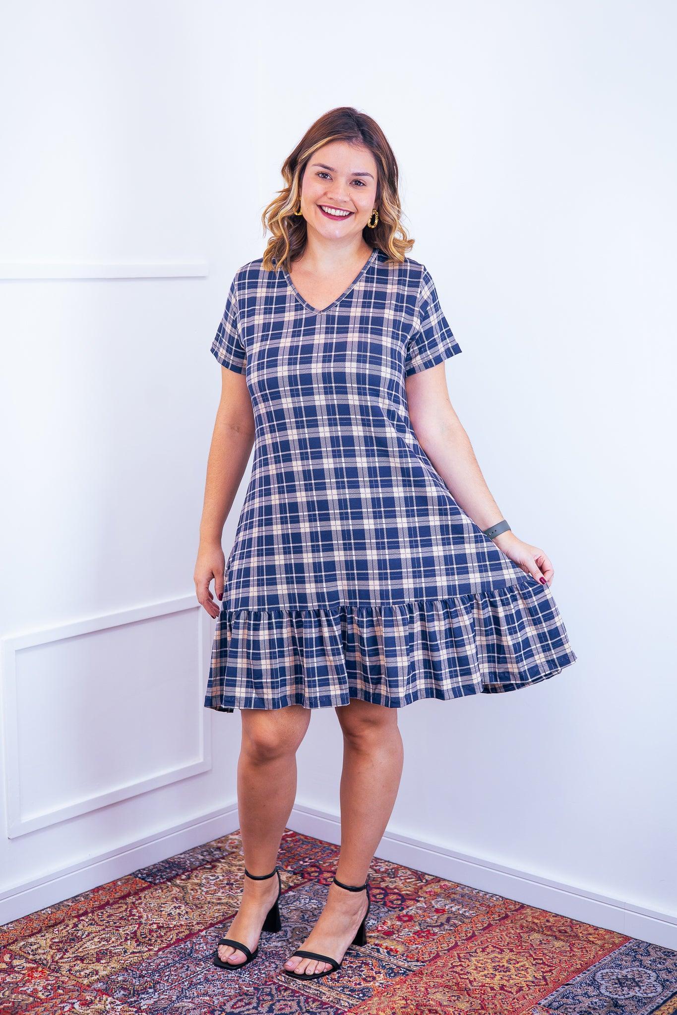 Vestido Verona - Babado Gola V e Manga Curta - Bazar Online