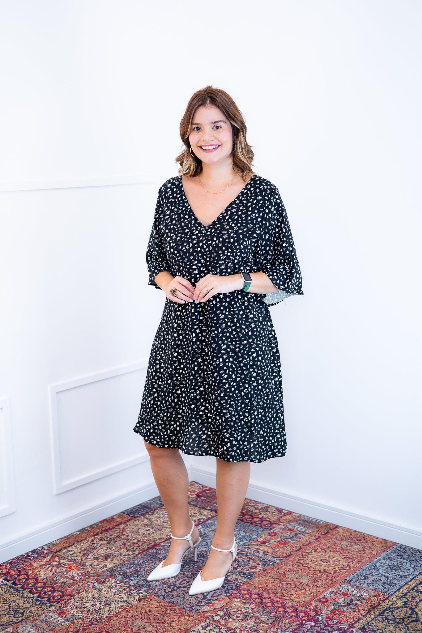 Vestido Sabrina - Decote V Manga Morcego em Viscolinho - Bazar Online