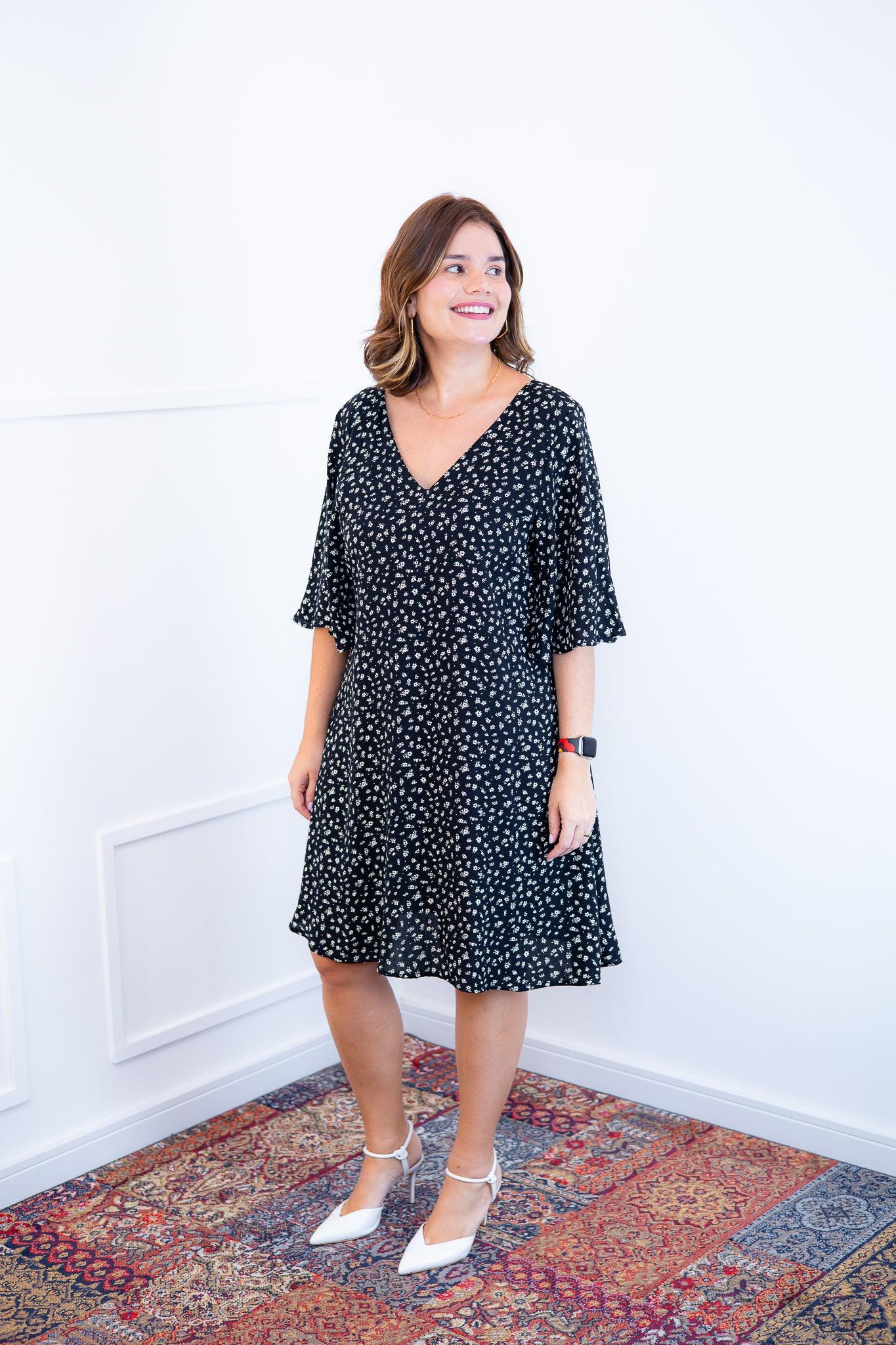 Vestido Sabrina - Decote V Manga Morcego em Viscolinho - Bazar Online