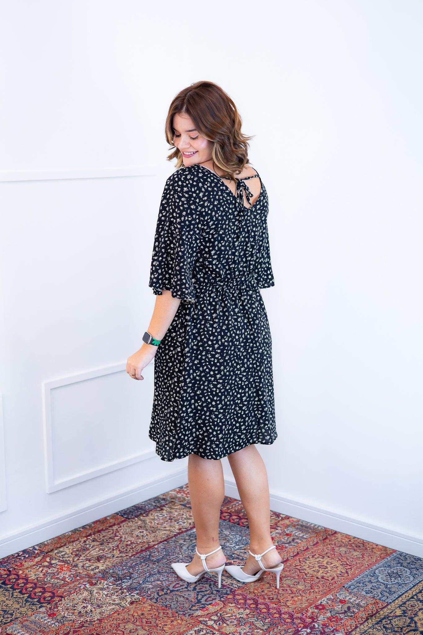 Vestido Sabrina - Decote V Manga Morcego em Viscolinho - Bazar Online