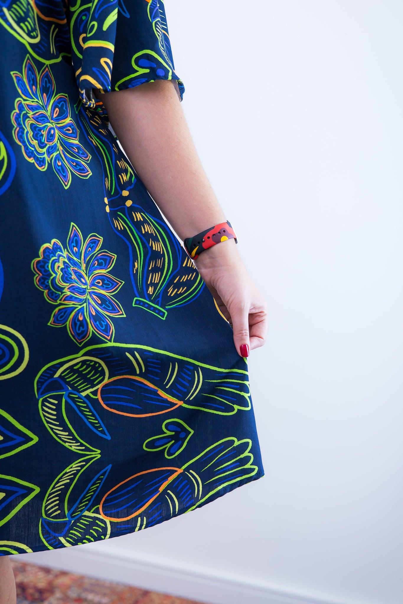 Vestido Sabrina - Decote V Manga Morcego em Viscolinho - Bazar Online