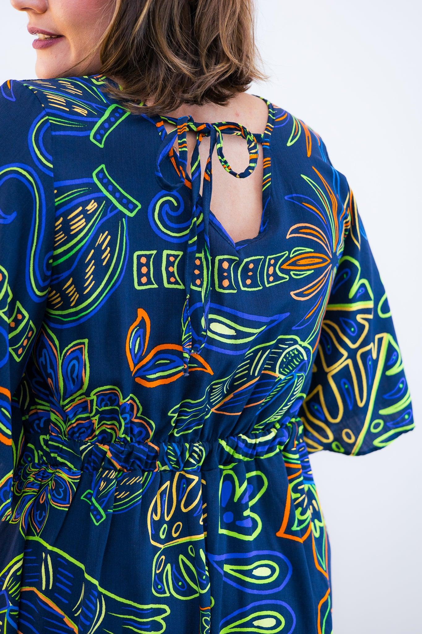 Vestido Sabrina - Decote V Manga Morcego em Viscolinho - Bazar Online