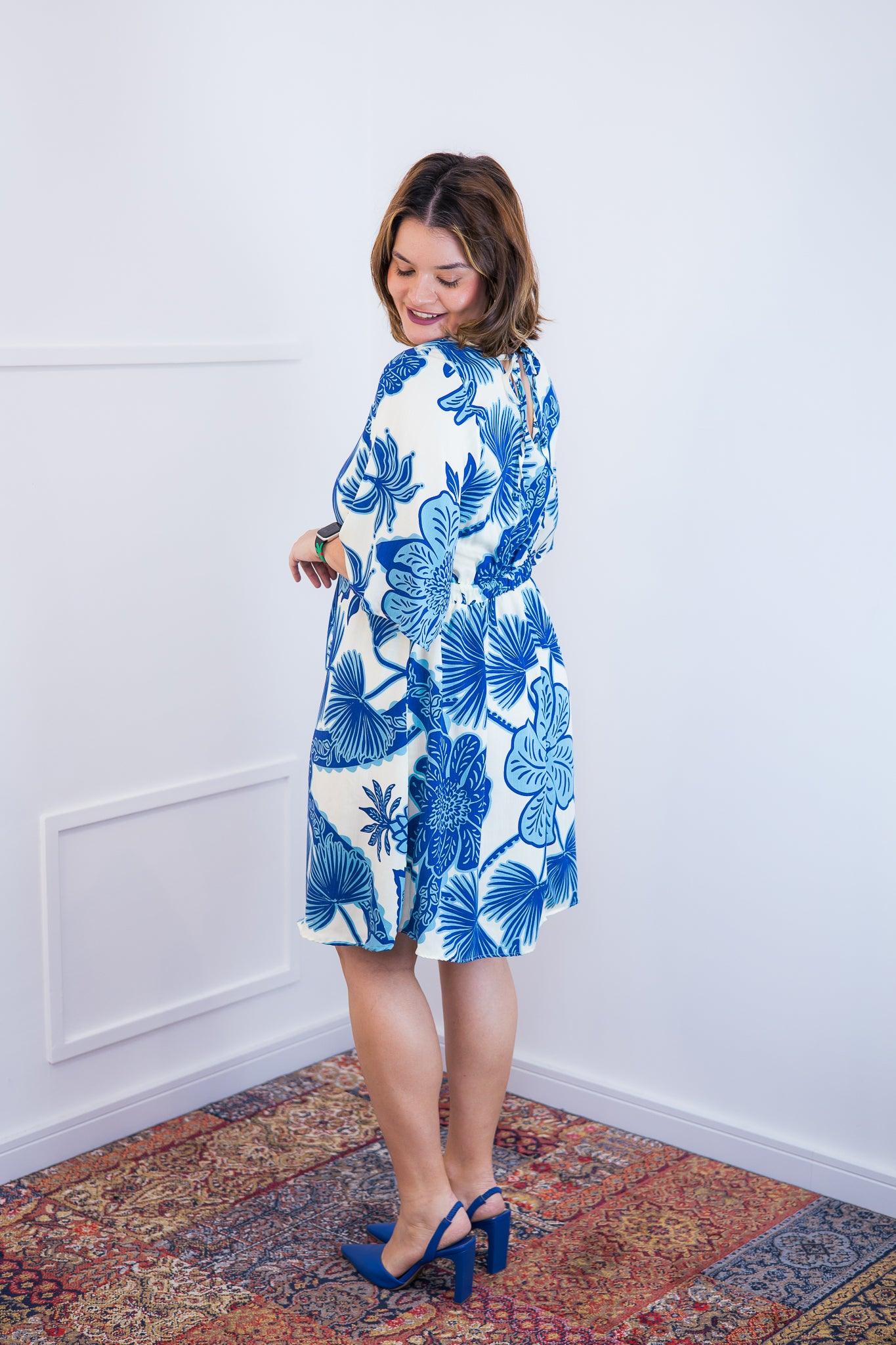 Vestido Sabrina - Decote V Manga Morcego em Viscolinho - Bazar Online