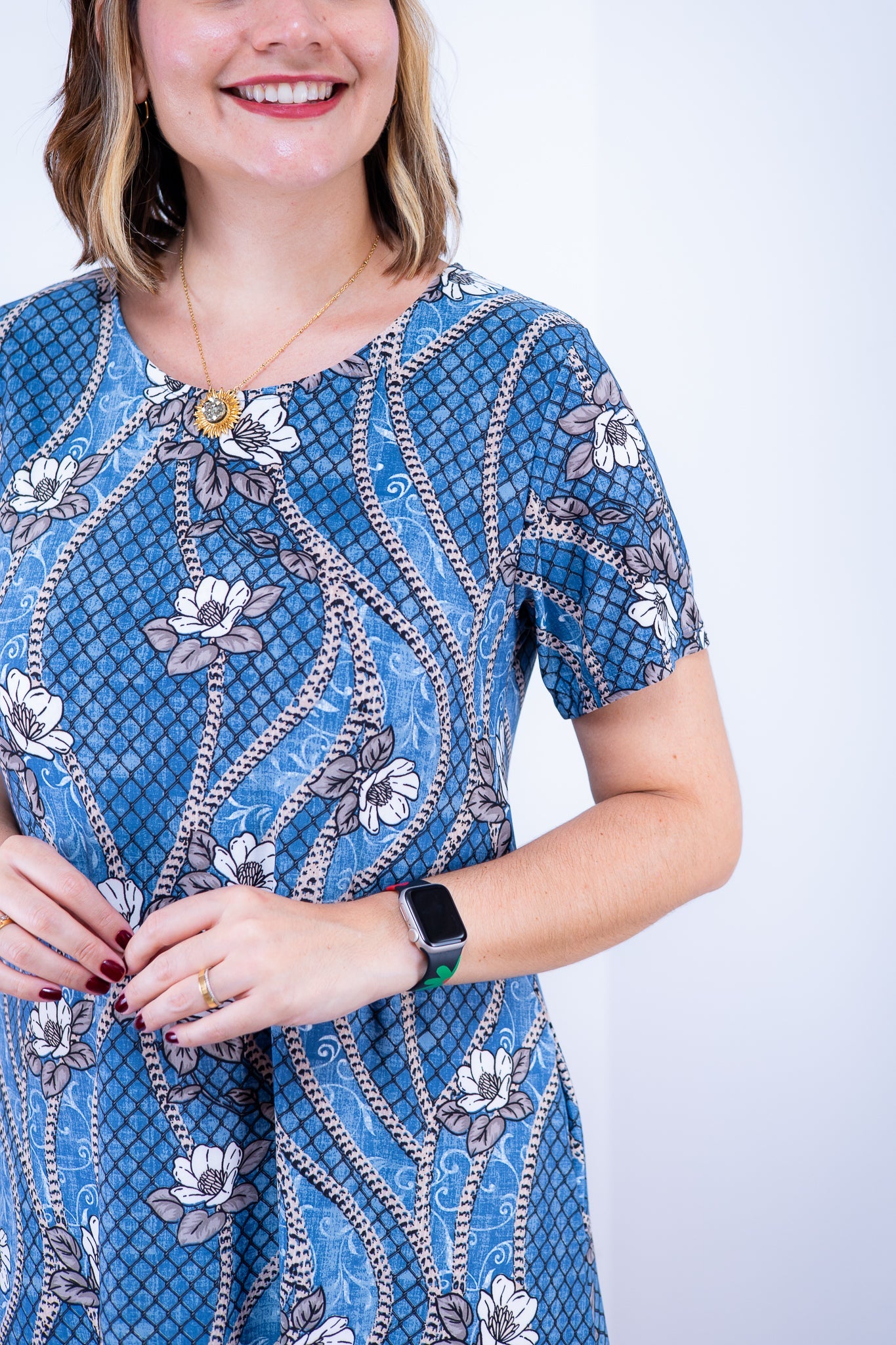 Vestido Sara - Malha Confort Midi com Manga - Bazar Online