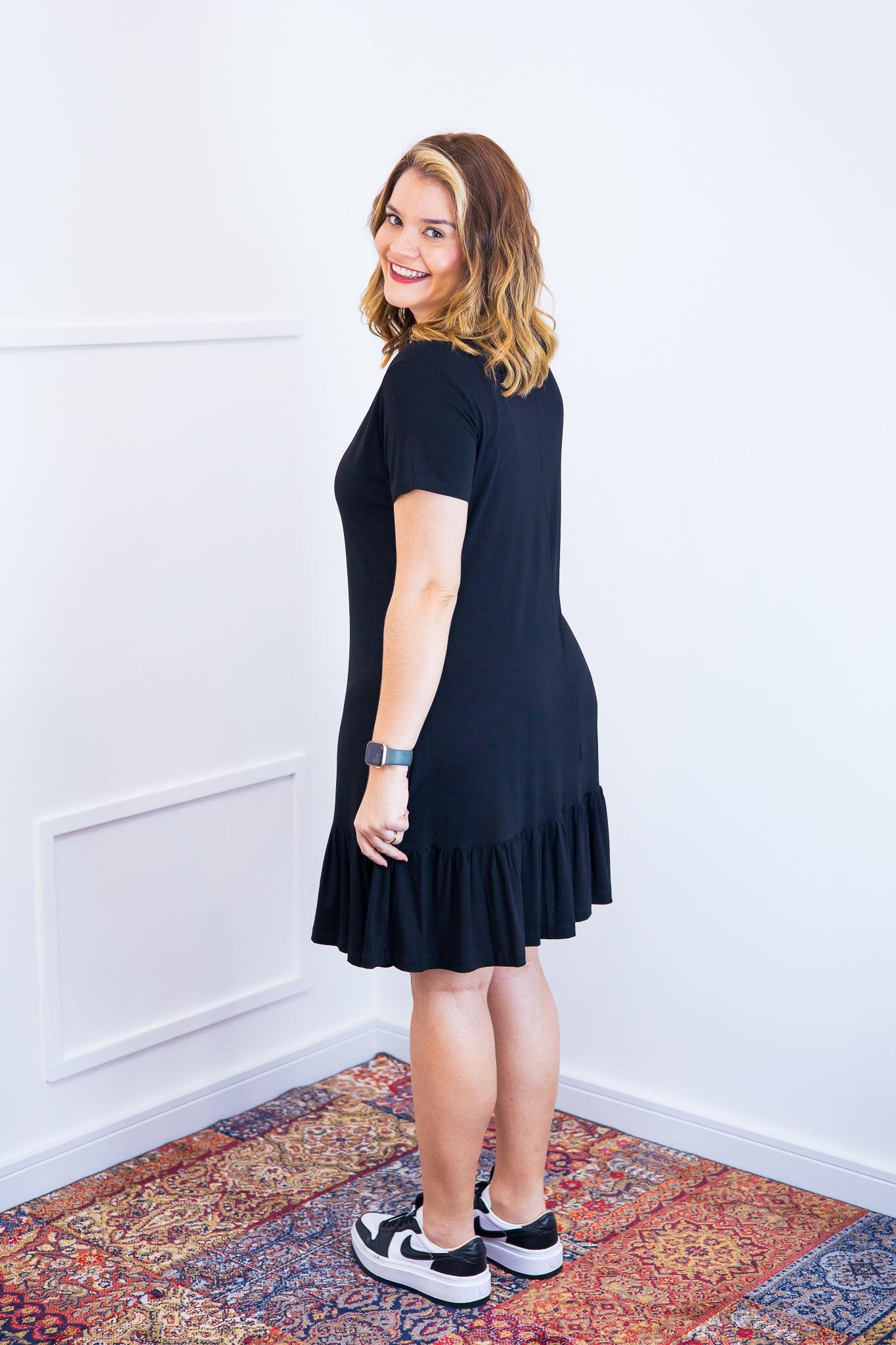 Vestido Verona - Babado Gola V e Manga Curta - Bazar Online