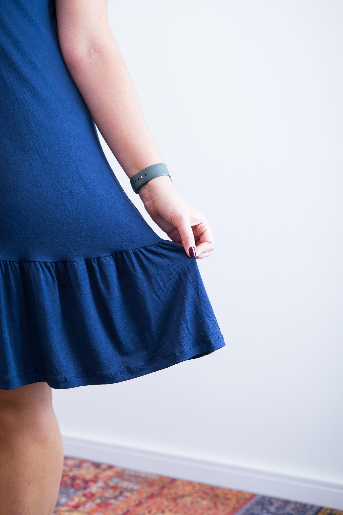 Vestido Verona - Babado Gola V e Manga Curta - Bazar Online