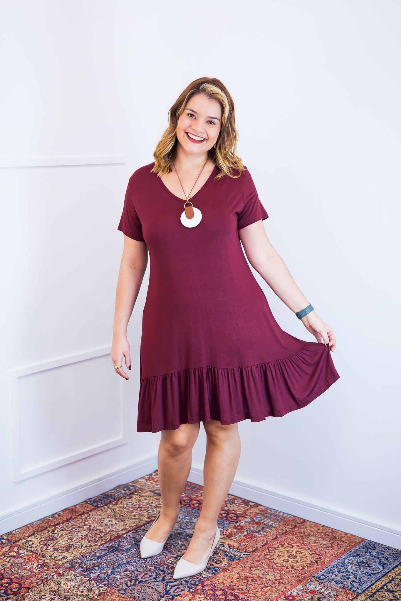 Vestido Verona - Babado Gola V e Manga Curta - Bazar Online