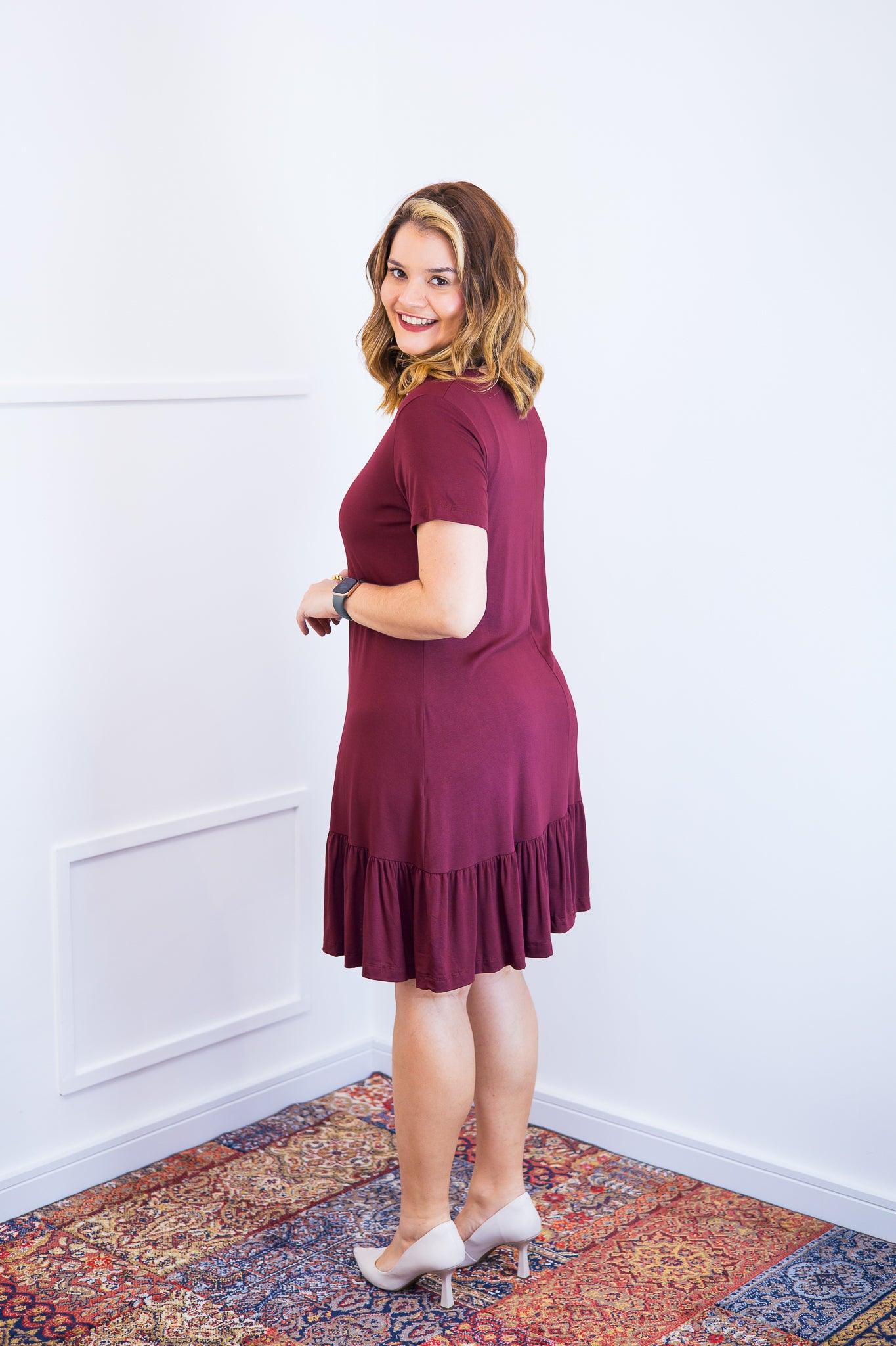 Vestido Verona - Babado Gola V e Manga Curta - Bazar Online