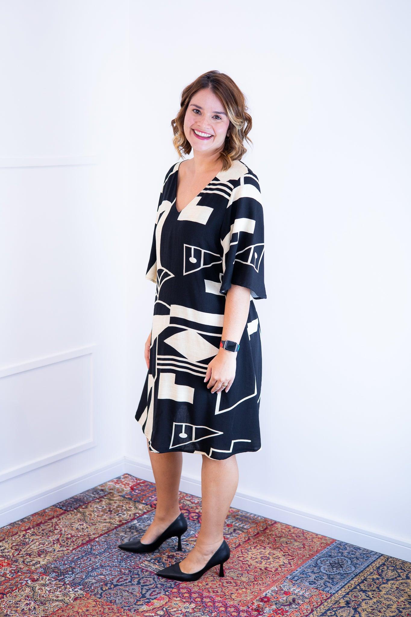 Vestido Sabrina - Decote V Manga Morcego em Viscolinho - Bazar Online