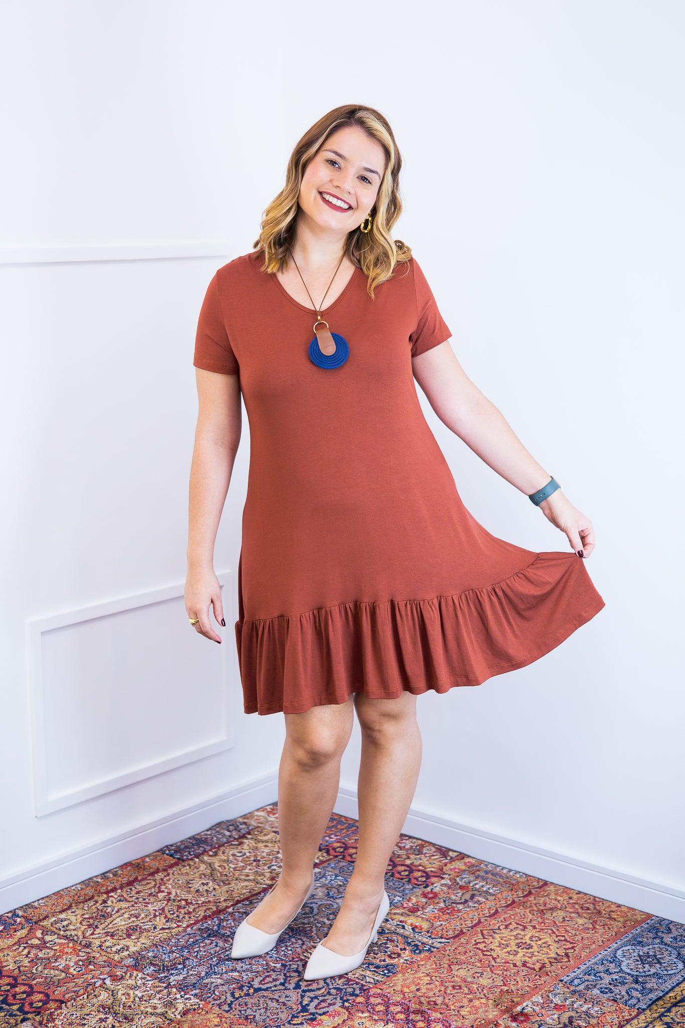 Vestido Verona - Babado Gola V e Manga Curta - Bazar Online