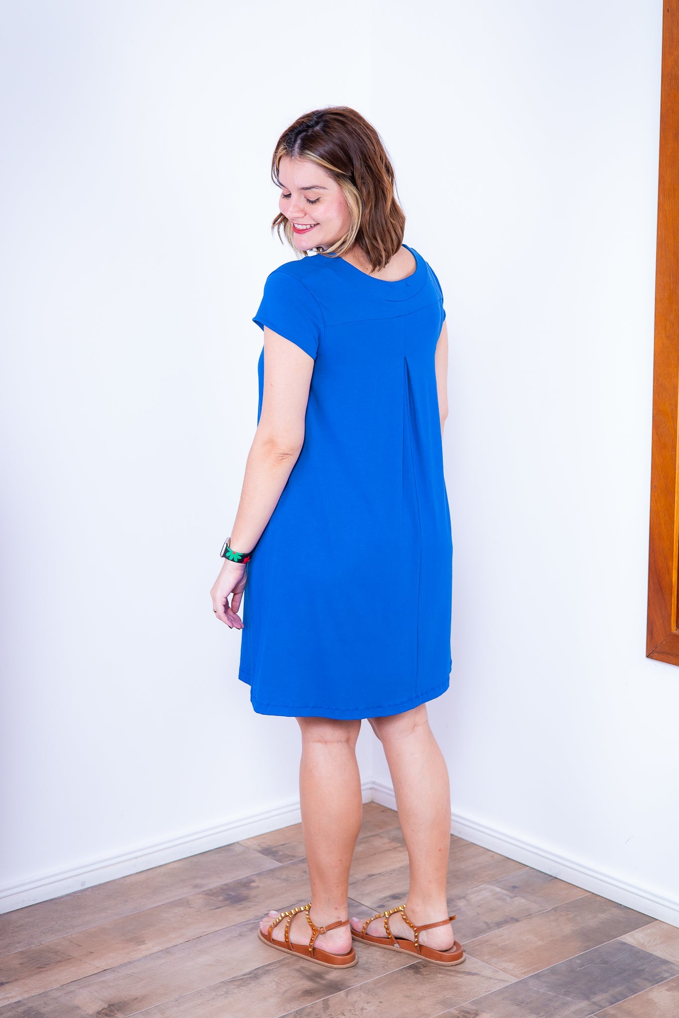 Vestido Laura - Evasê Decote V em Viscolycra - Bazar Online