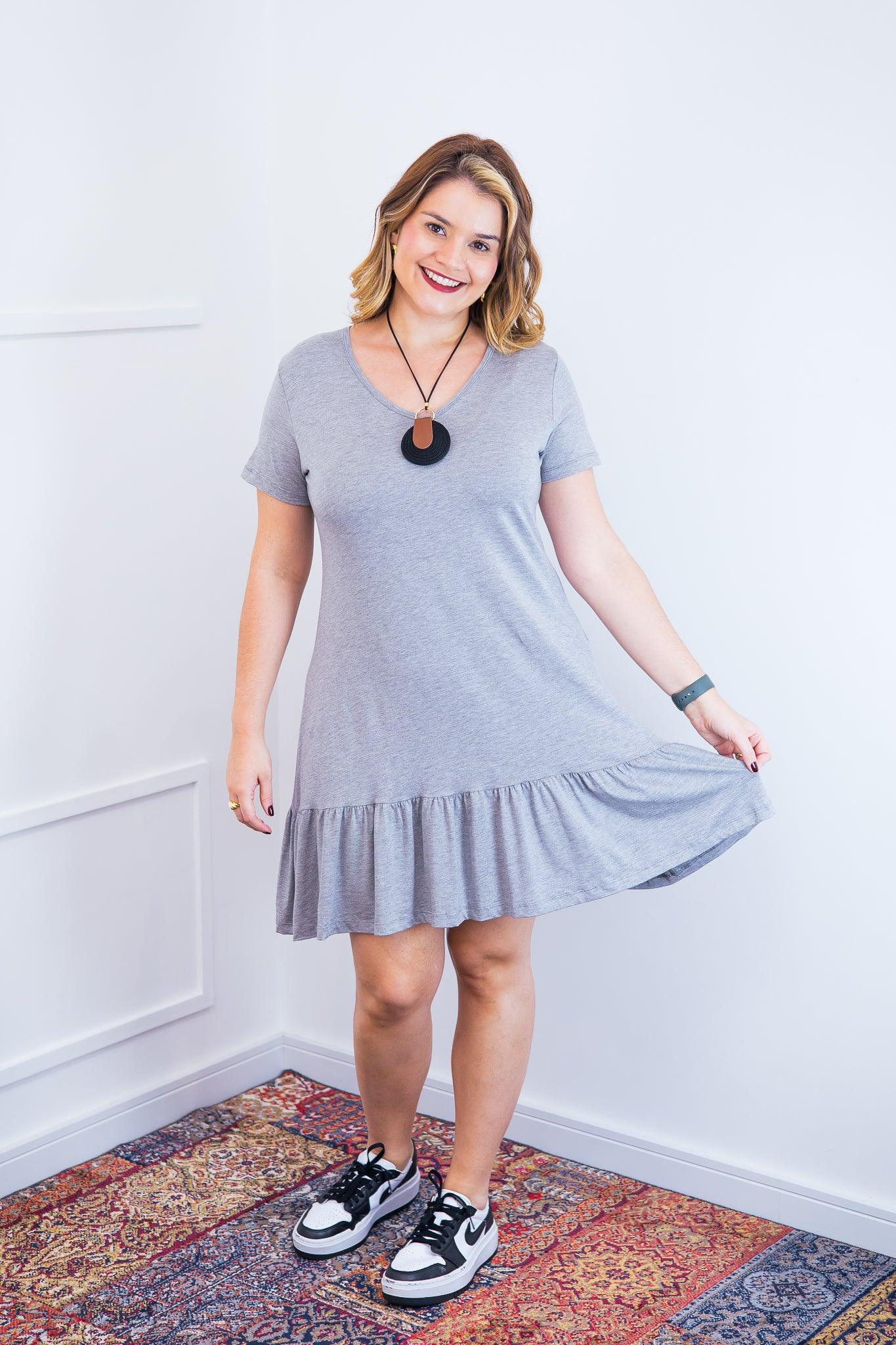 Vestido Verona - Babado Gola V e Manga Curta - Bazar Online