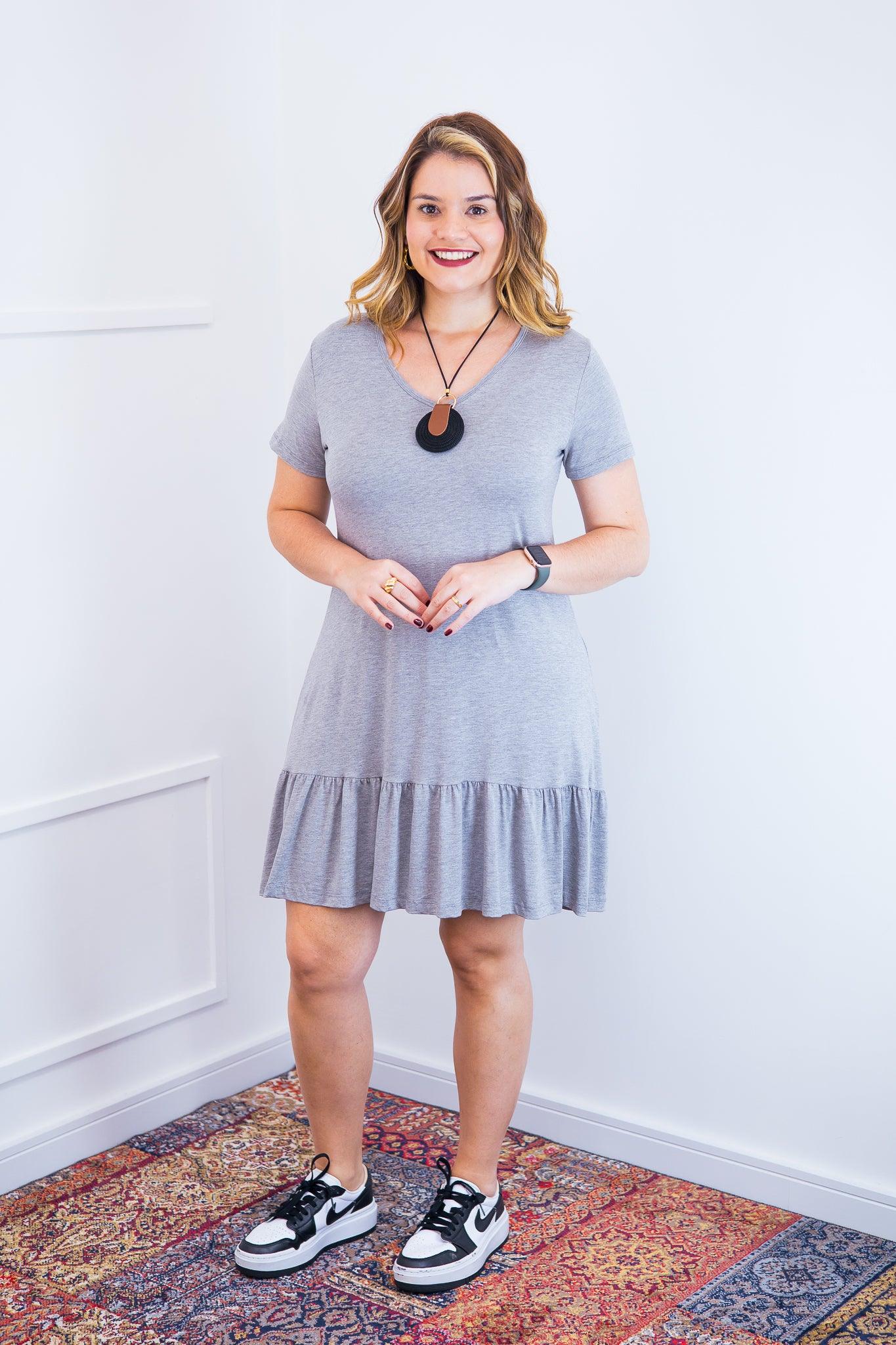 Vestido Verona - Babado Gola V e Manga Curta - Bazar Online