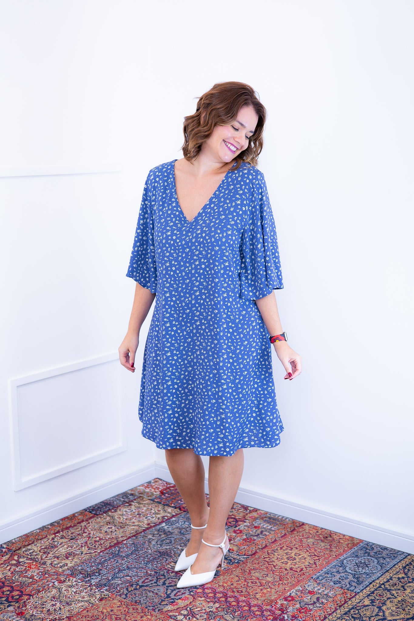 Vestido Sabrina - Decote V Manga Morcego em Viscolinho - Bazar Online