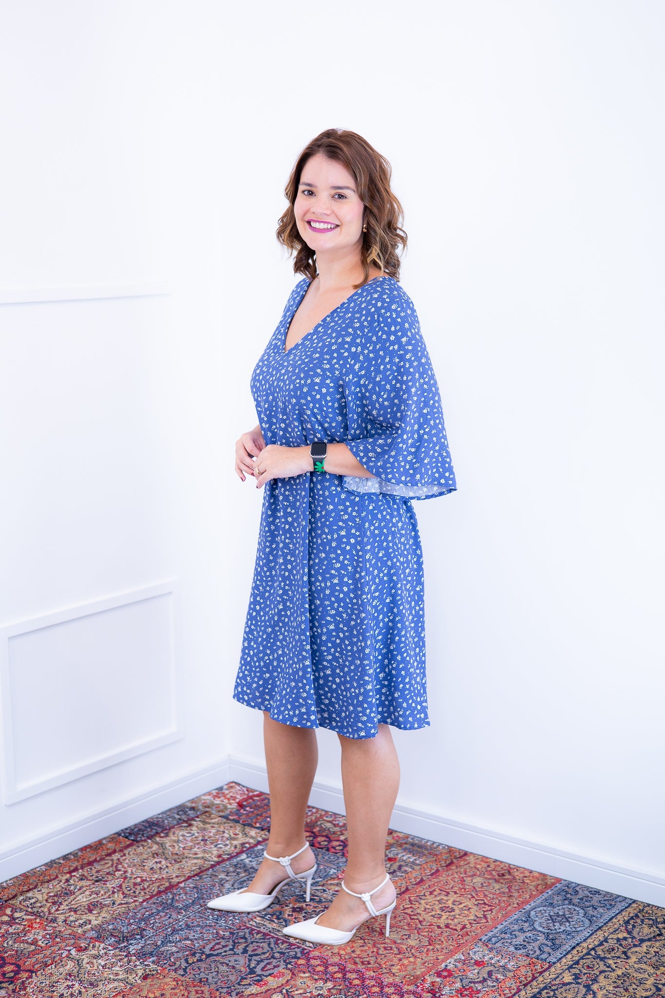 Vestido Sabrina - Decote V Manga Morcego em Viscolinho - Bazar Online