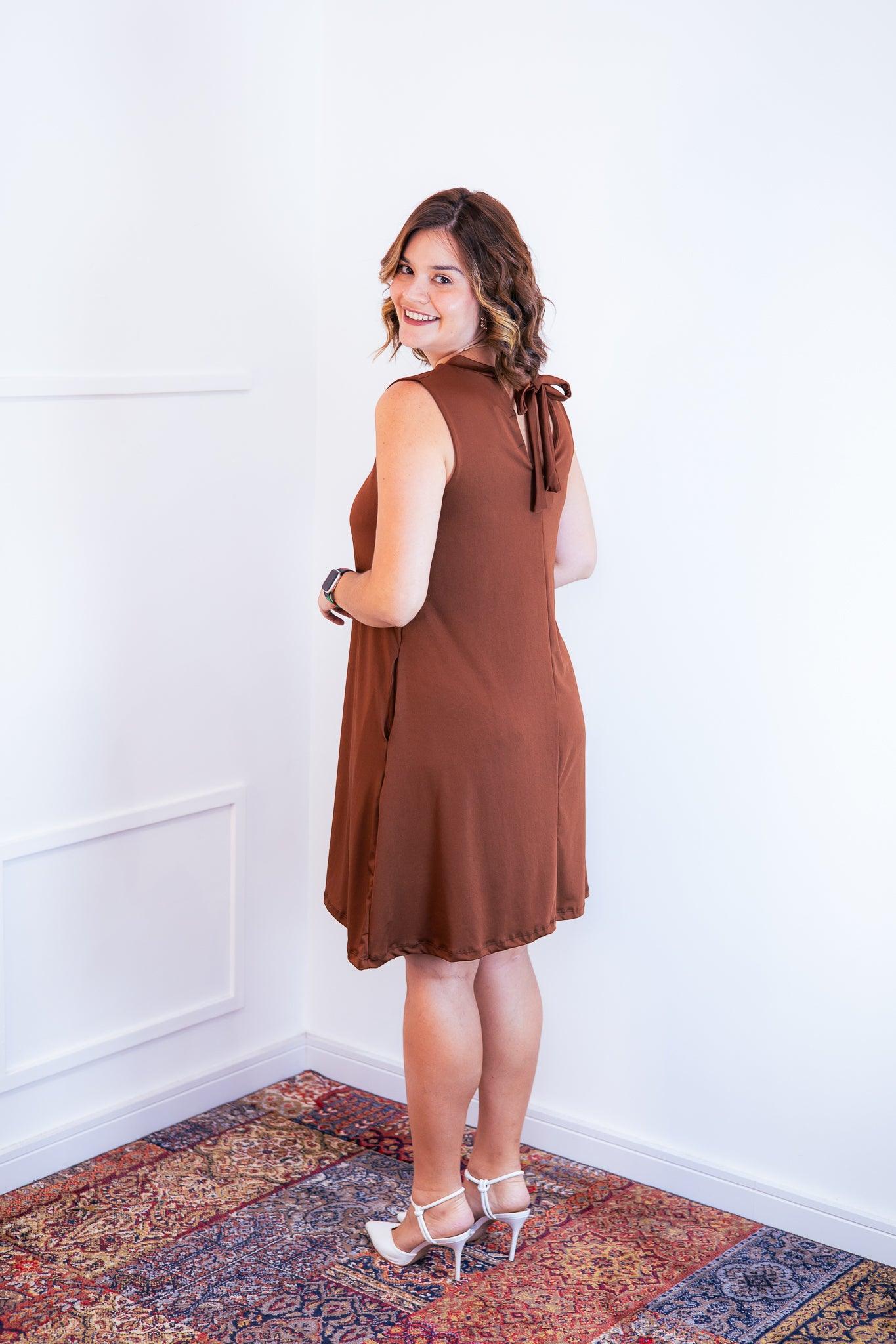 Vestido Emily -  Regata de Amarrar nas Costas em Malha Confort - Bazar Online