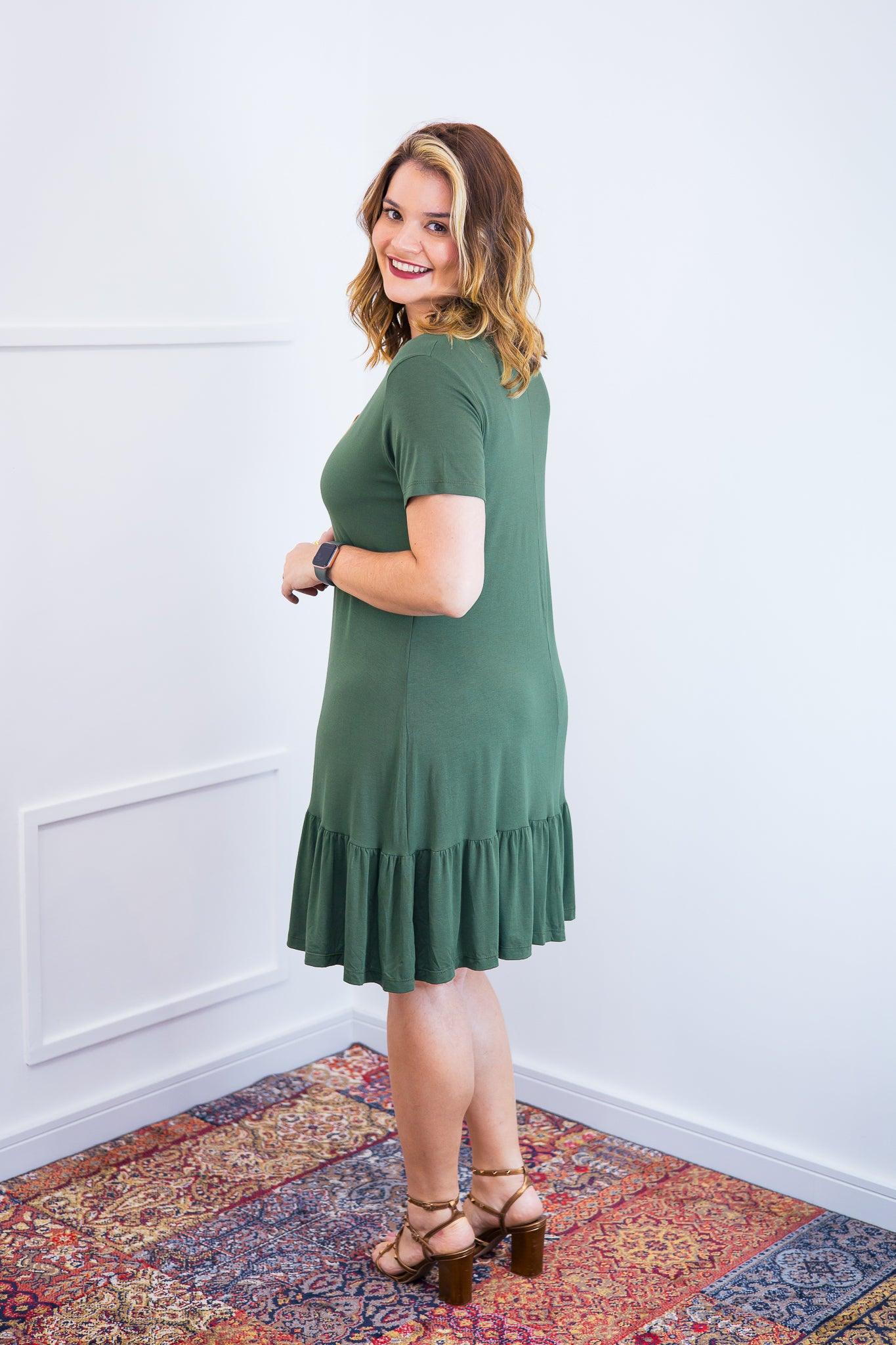 Vestido Verona - Babado Gola V e Manga Curta - Bazar Online