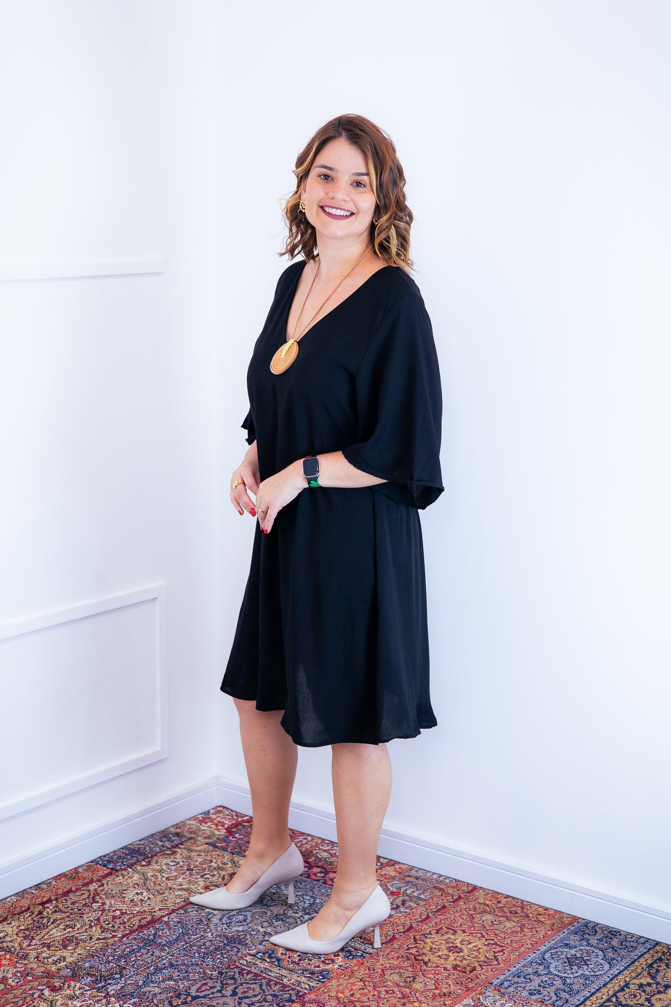 Vestido Sabrina - Decote V Manga Morcego em Viscolinho - Bazar Online