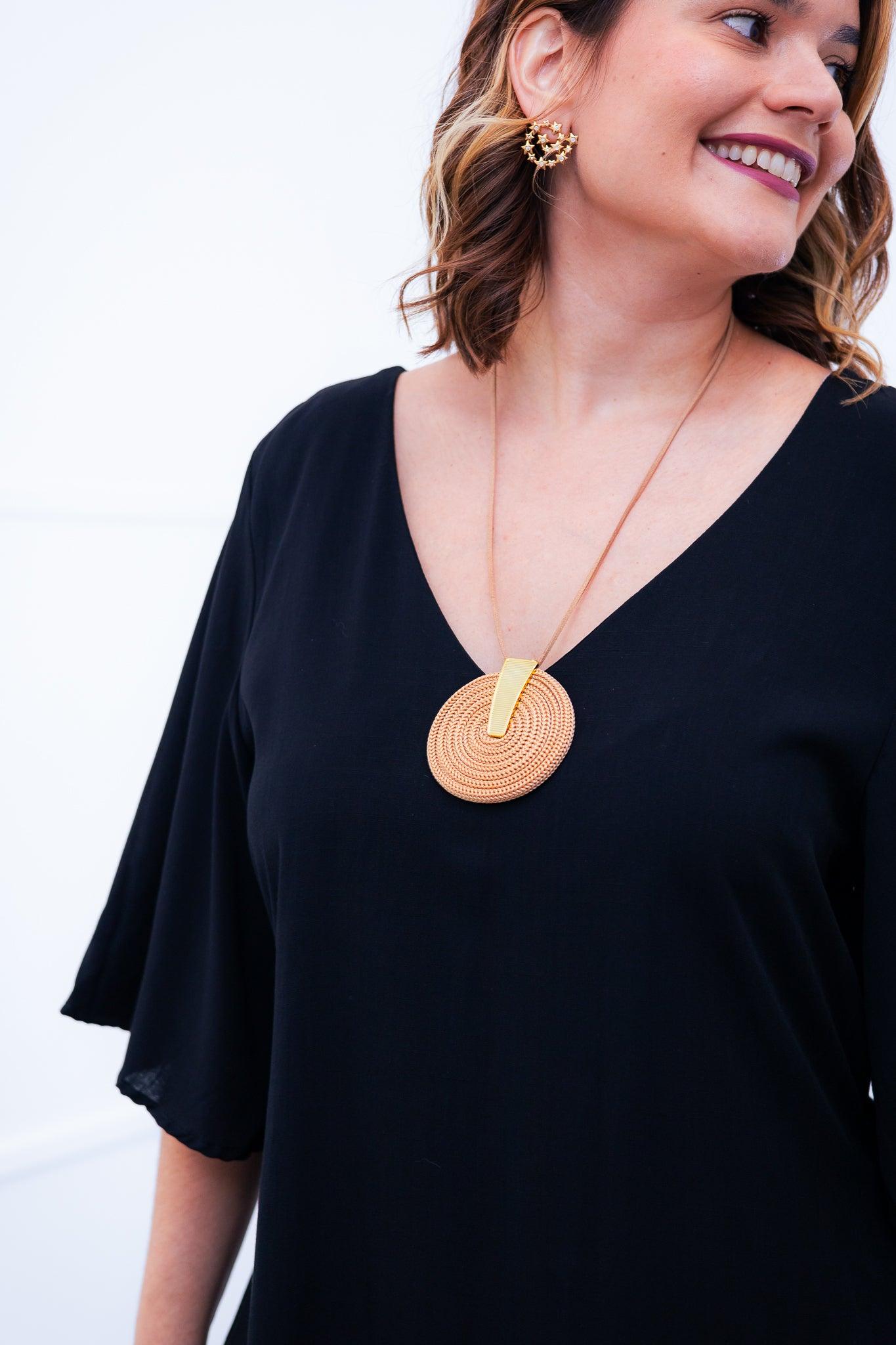 Vestido Sabrina - Decote V Manga Morcego em Viscolinho - Bazar Online