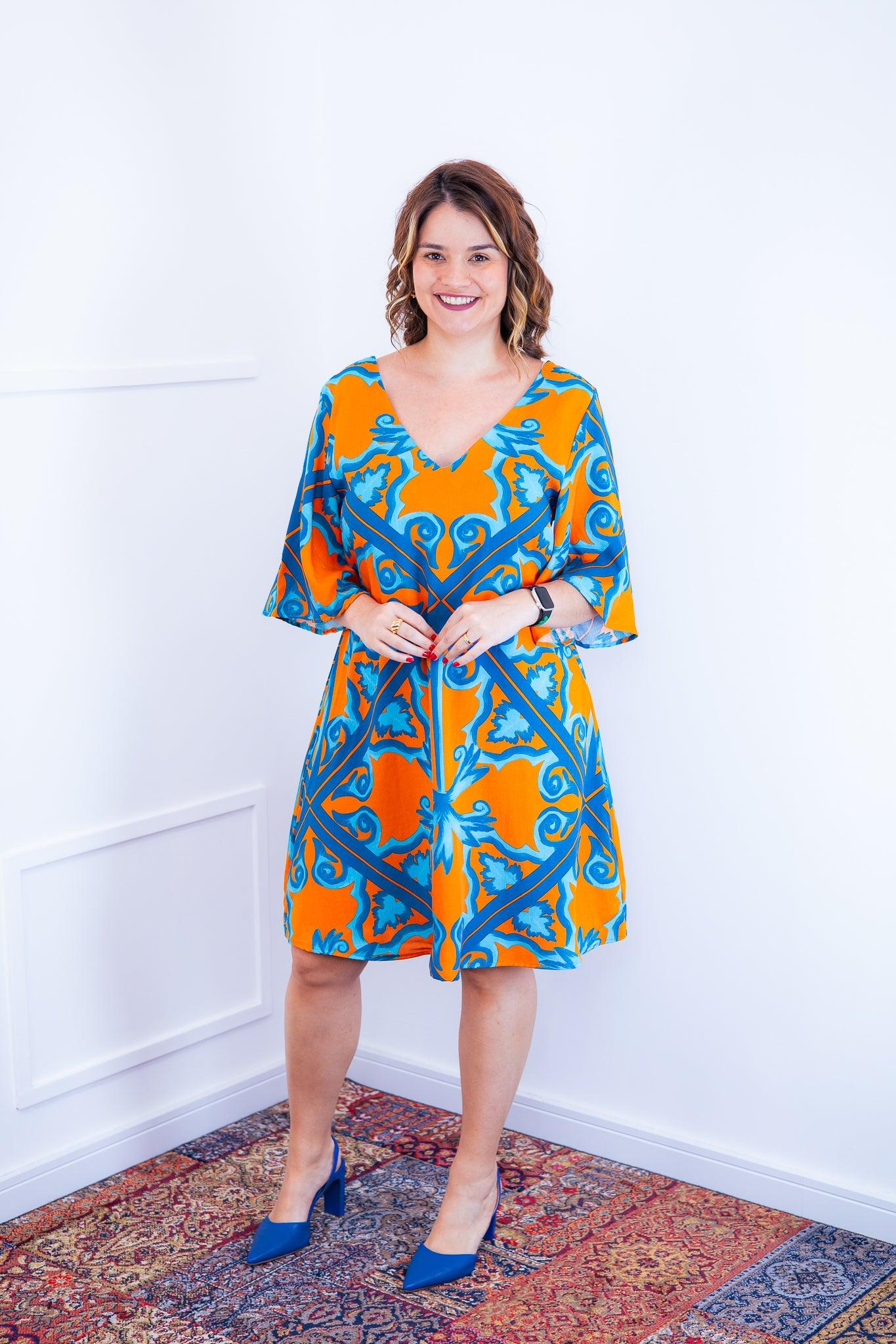 Vestido Sabrina - Decote V Manga Morcego em Viscolinho - Bazar Online