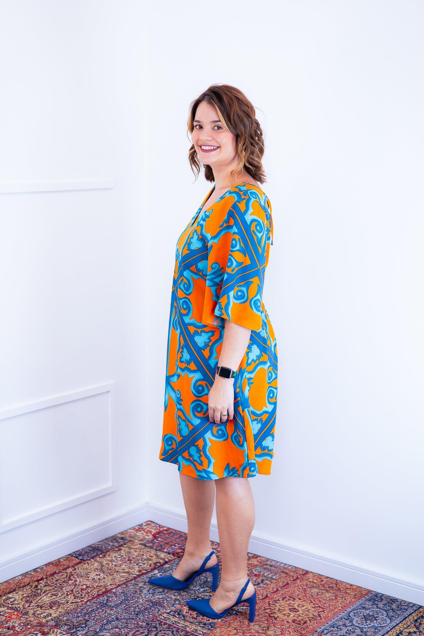 Vestido Sabrina - Decote V Manga Morcego em Viscolinho - Bazar Online