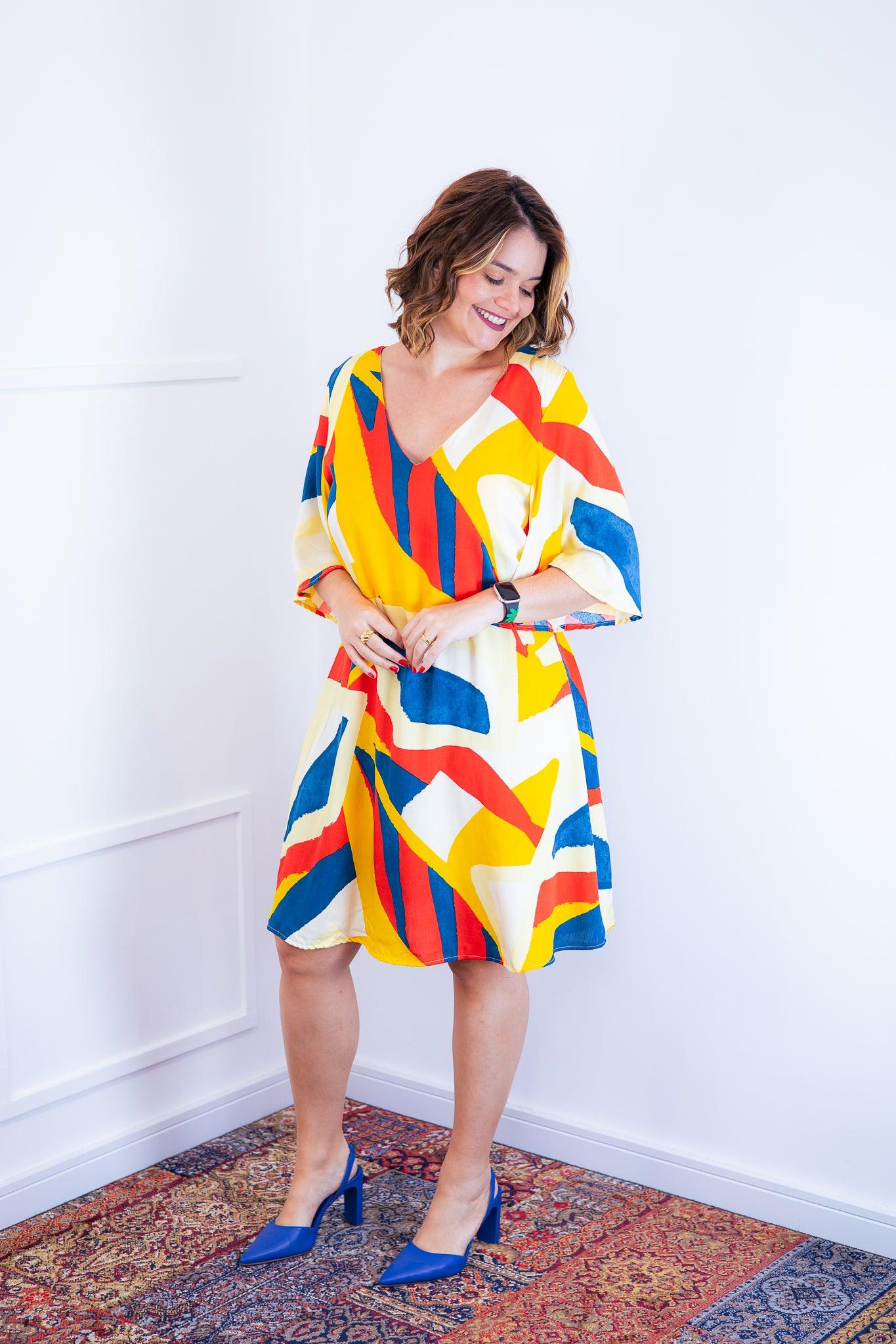 Vestido Sabrina - Decote V Manga Morcego em Viscolinho - Bazar Online