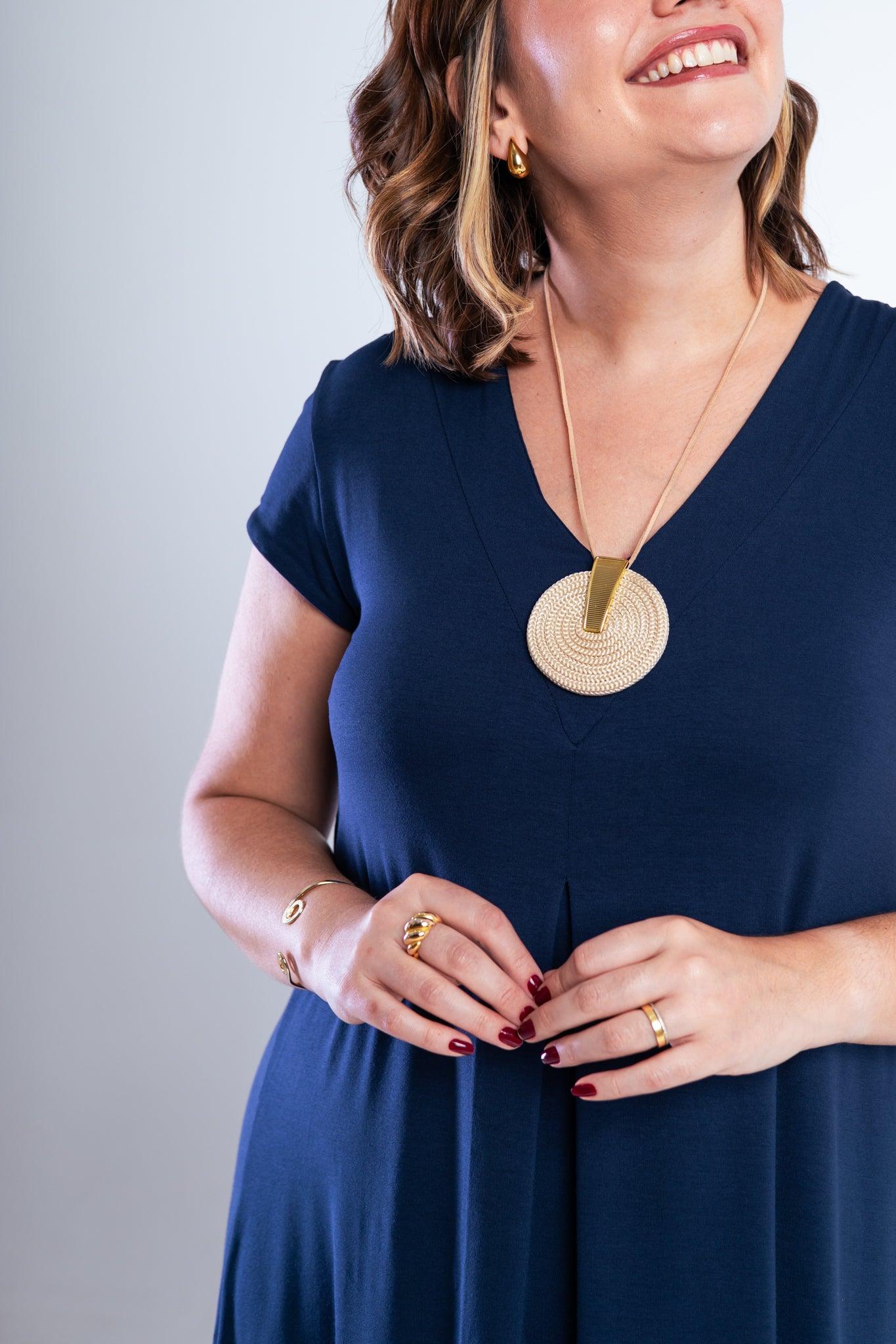 Vestido Laura - Evasê Decote V em Viscolycra - Bazar Online