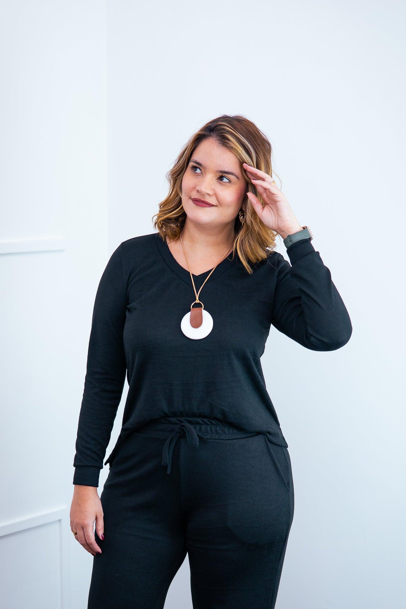 Blusa Paula - Gola V de Manga Longa Lãzinha - Bazar Online