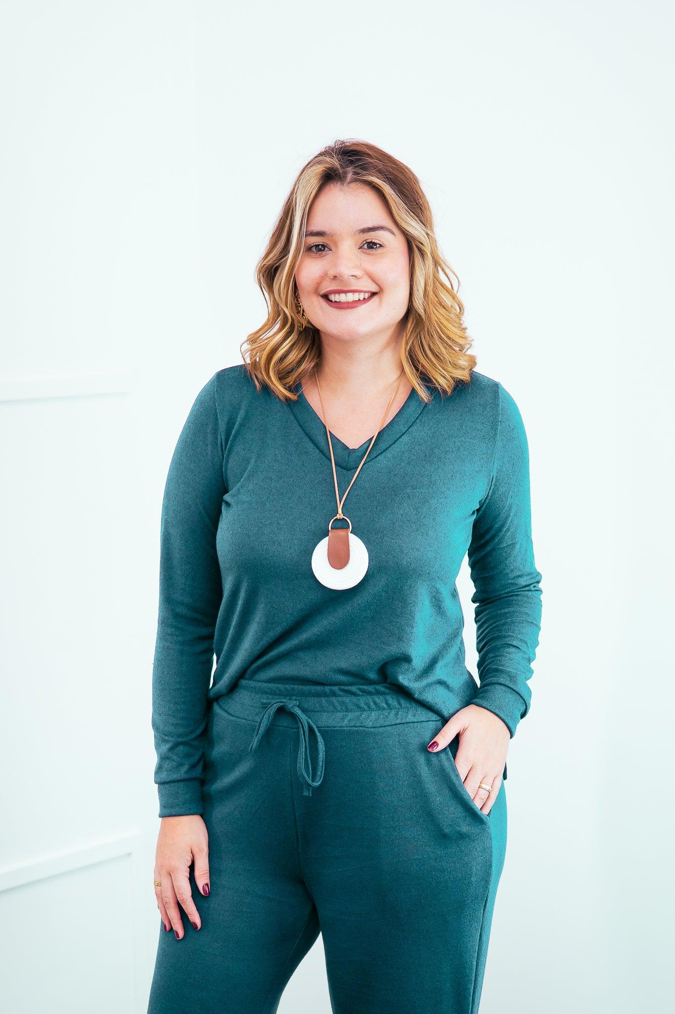 Blusa Paula - Gola V de Manga Longa Lãzinha - Bazar Online