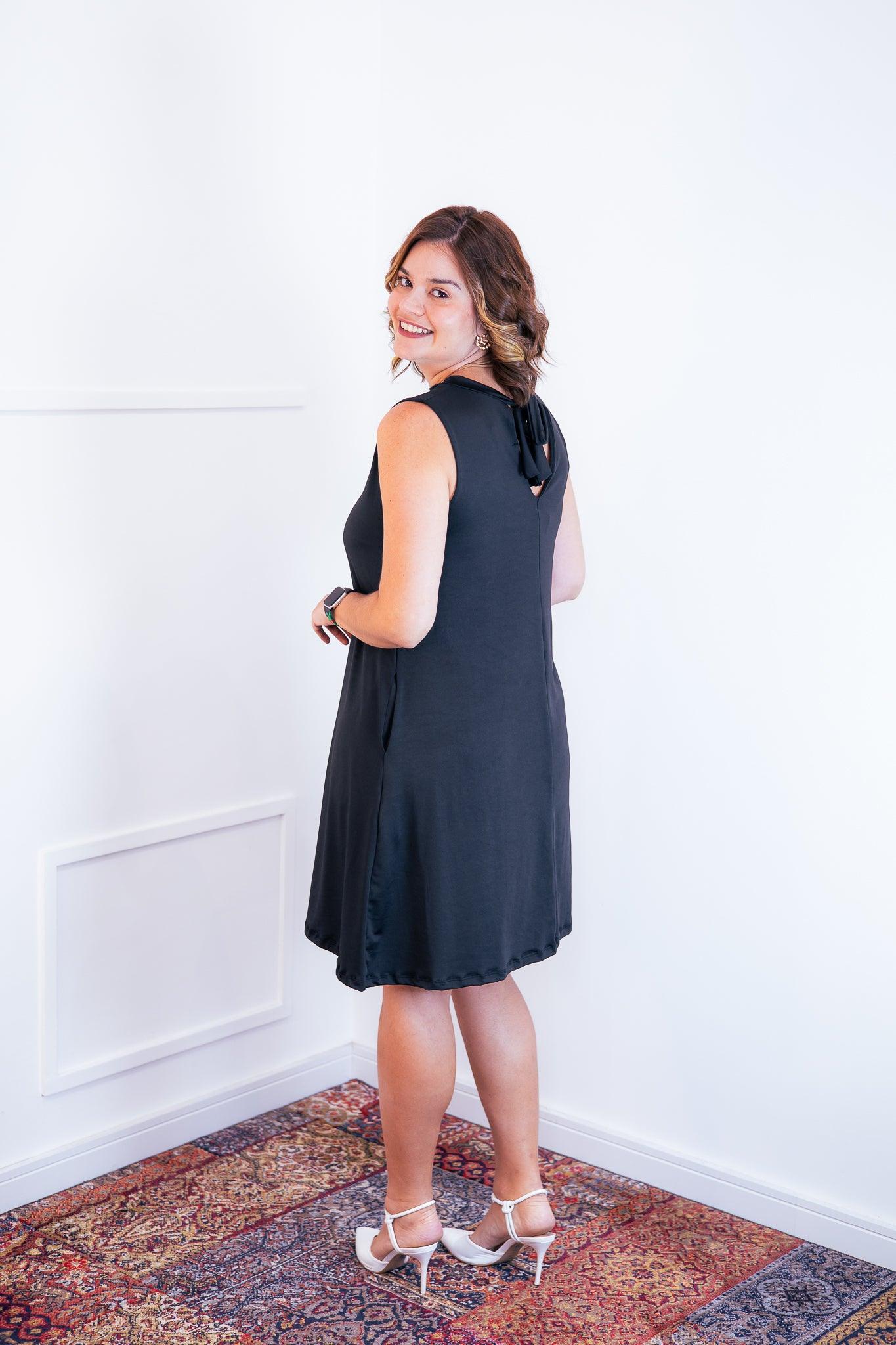 Vestido Emily -  Regata de Amarrar nas Costas em Malha Confort - Bazar Online