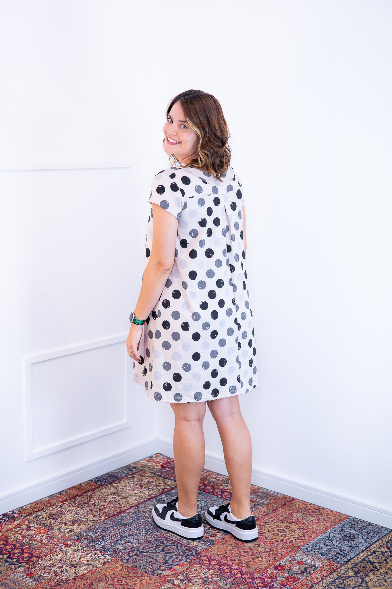 Vestido Laura - Evasê Decote V em Viscolycra - Bazar Online