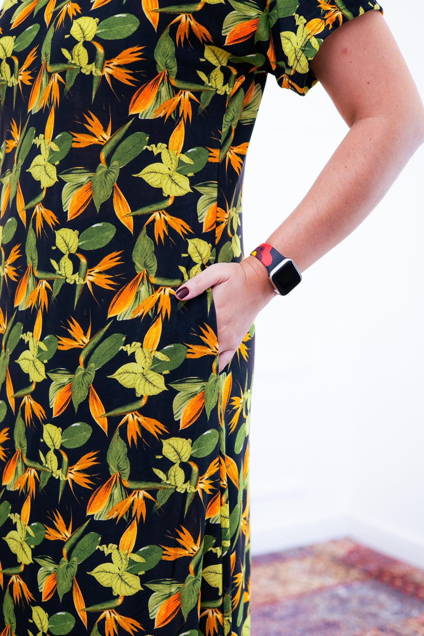 Vestido Antonella - Decote V e Fendas Laterais em Malha Confort - Bazar Online