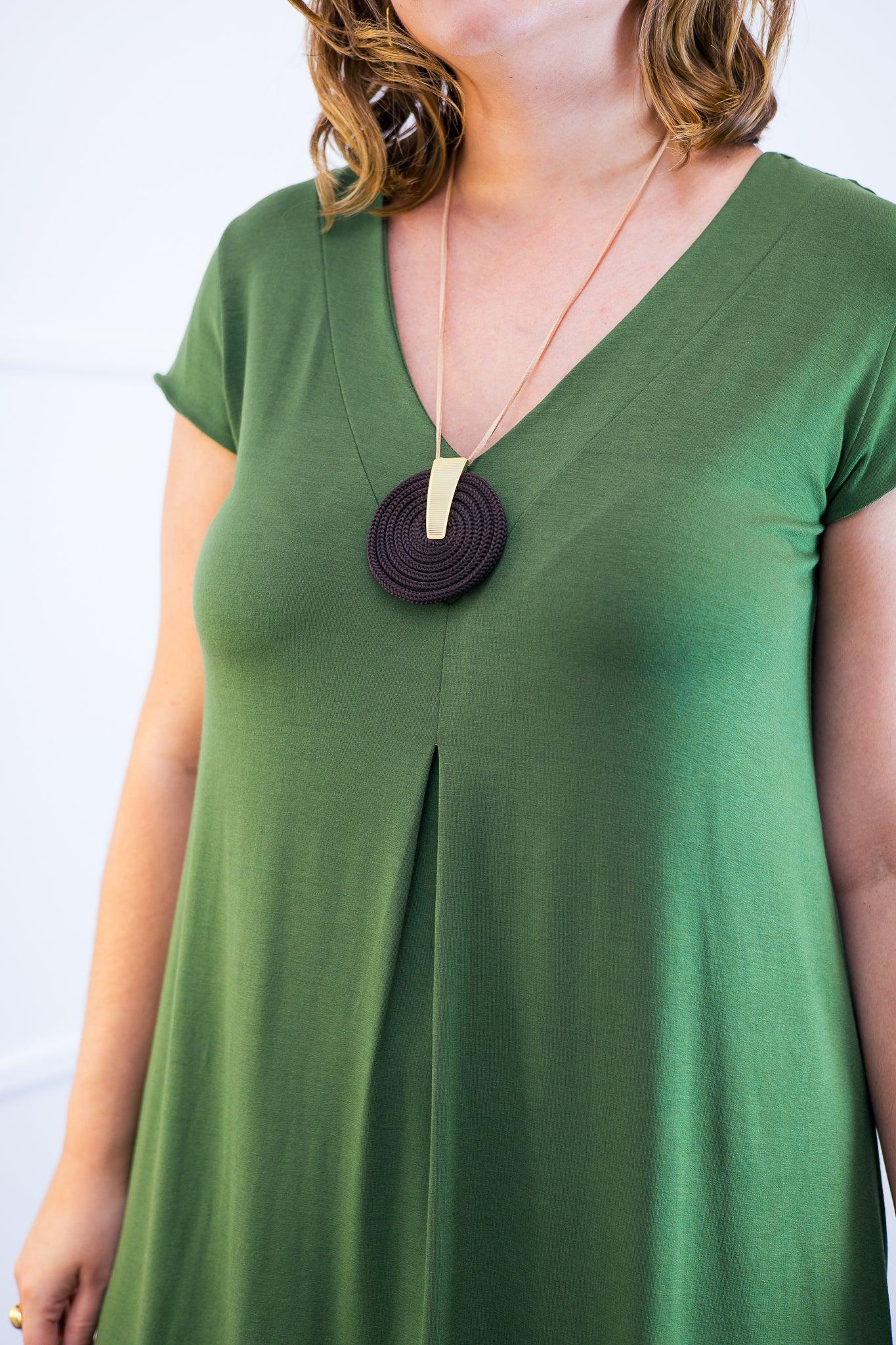 Vestido Laura - Evasê Decote V em Viscolycra - Bazar Online