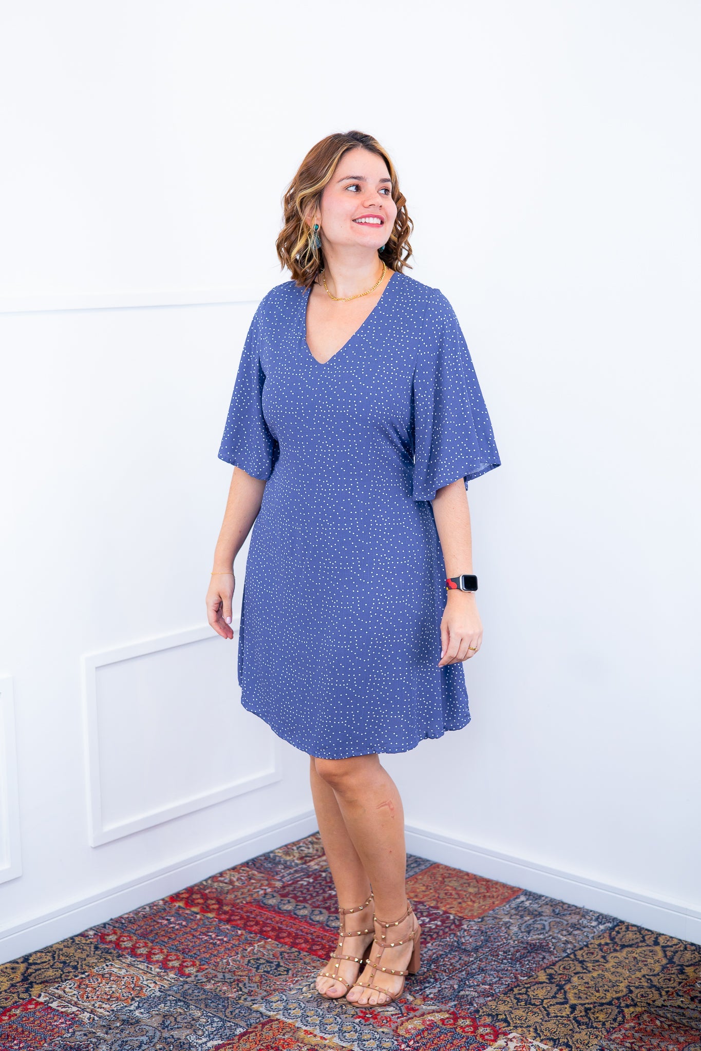 Vestido Sabrina - Decote V Manga Morcego em Viscolinho - Bazar Online